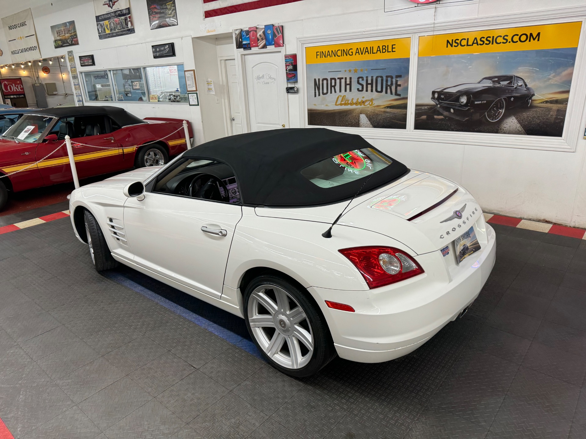 2005 Chrysler Crossfire 4