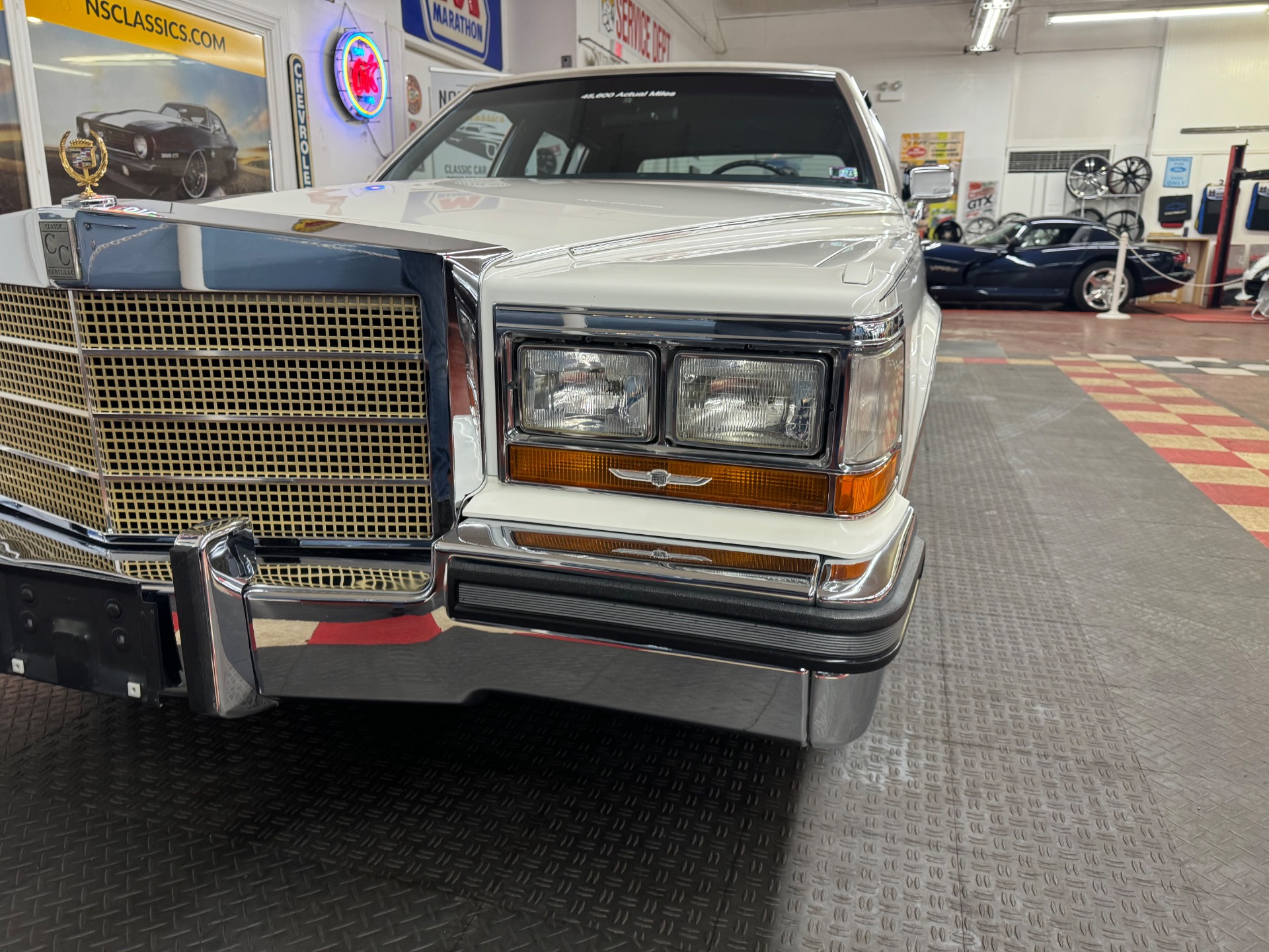 1988 Cadillac Brougham 8