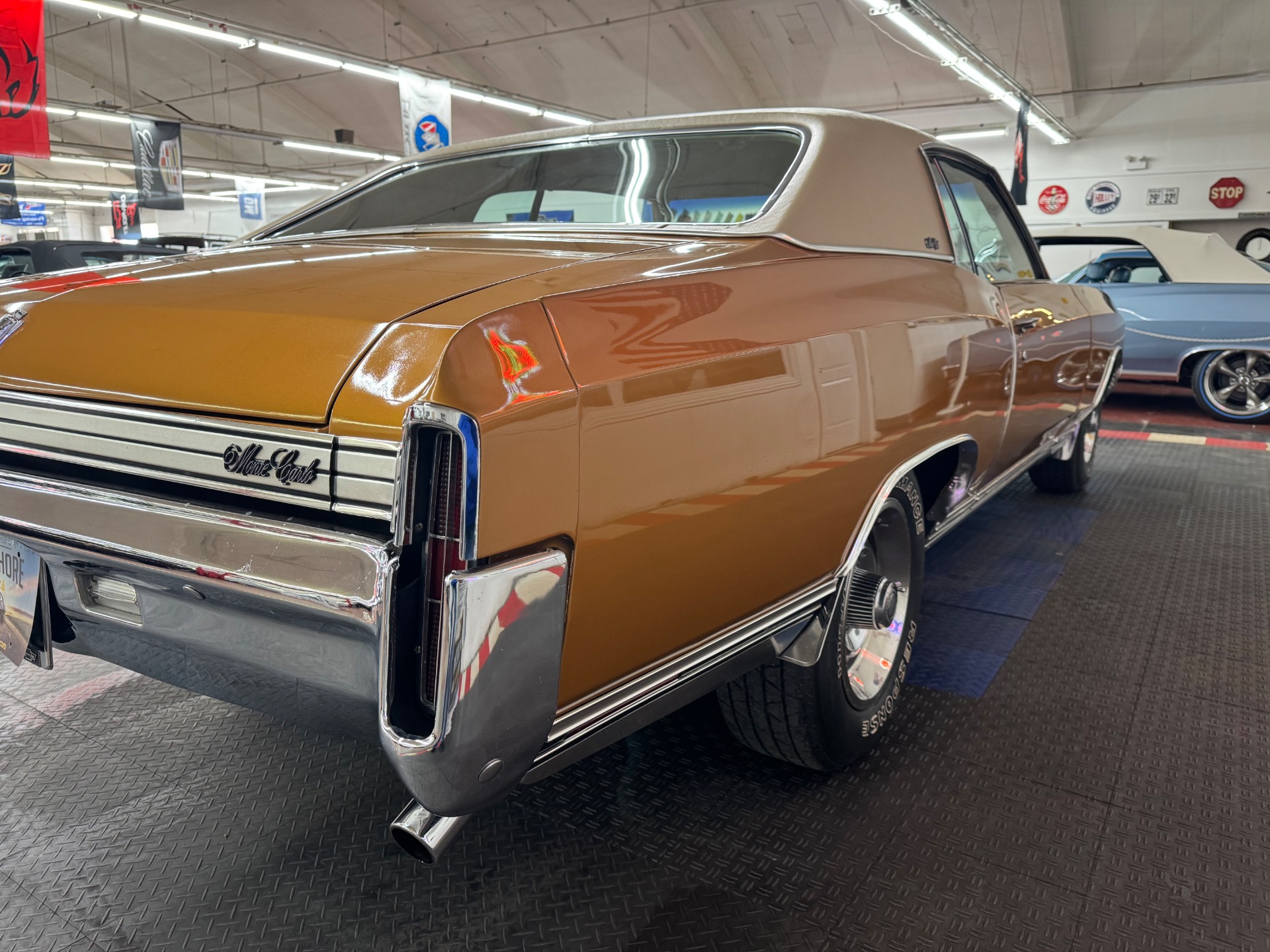 1972 Chevrolet Monte Carlo 26