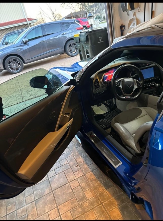 Used 2019 Chevrolet Corvette Z06 2 LZ  LOW MILES | Mundelein, IL