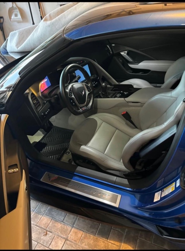 Used 2019 Chevrolet Corvette Z06 2 LZ  LOW MILES | Mundelein, IL