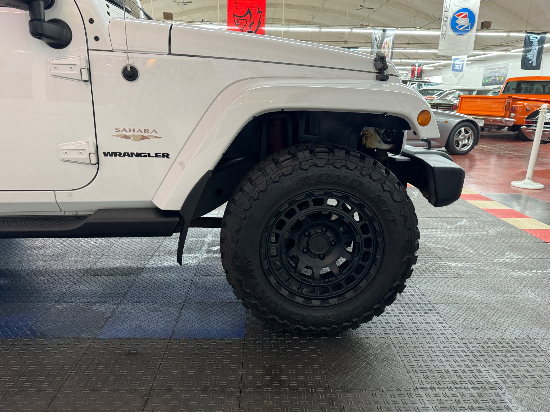 Used 2011 Jeep Wrangler Sahara-SEE VIDEO | Mundelein, IL