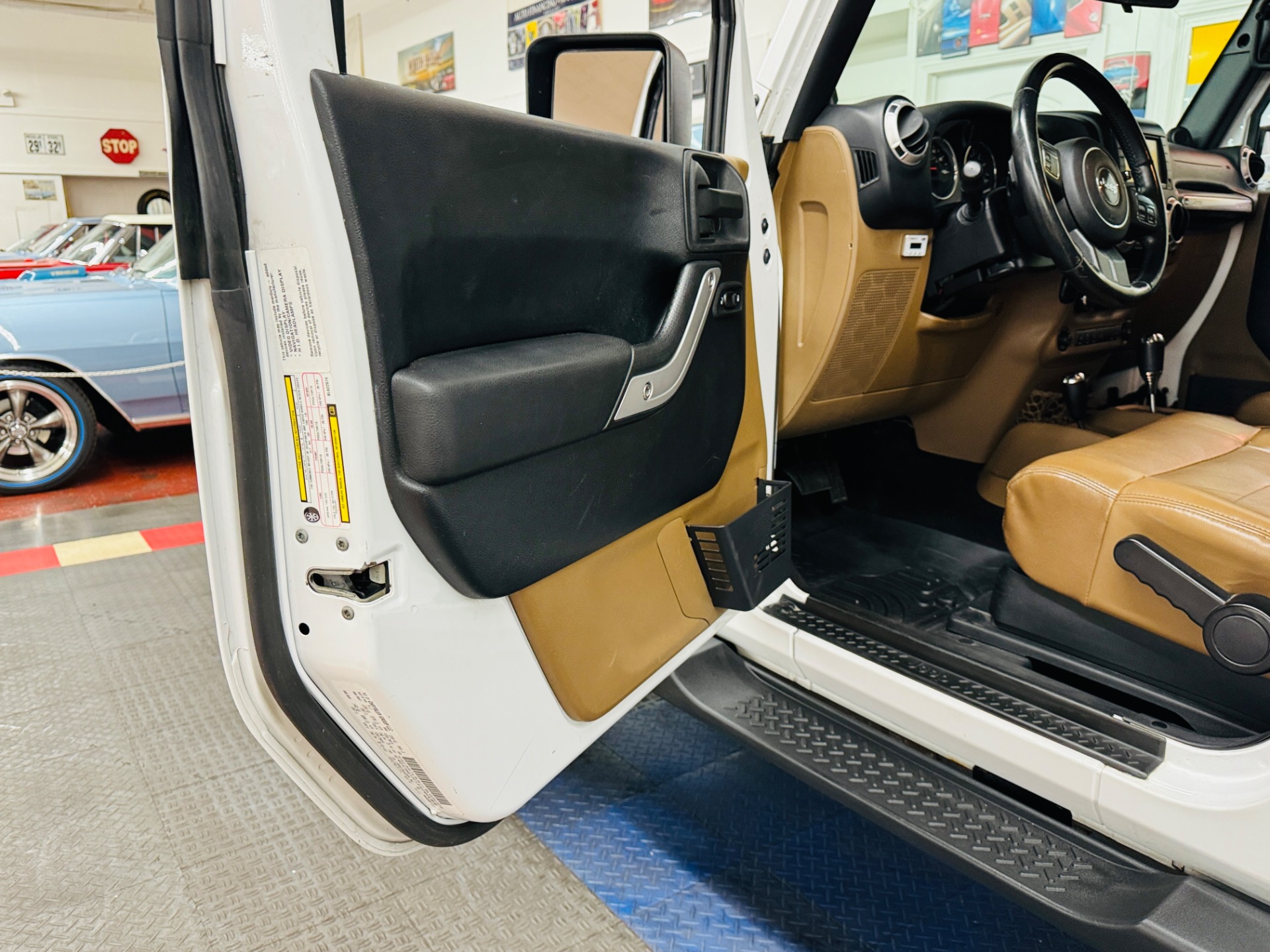 Used 2011 Jeep Wrangler Sahara-SEE VIDEO | Mundelein, IL