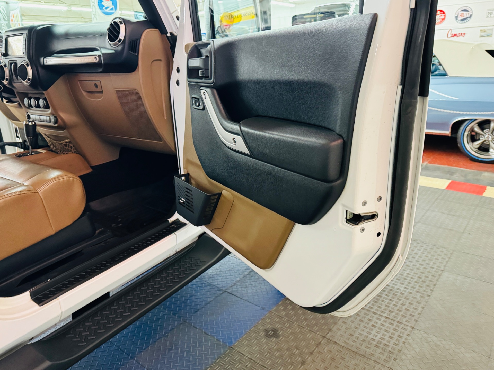 Used 2011 Jeep Wrangler Sahara-SEE VIDEO | Mundelein, IL