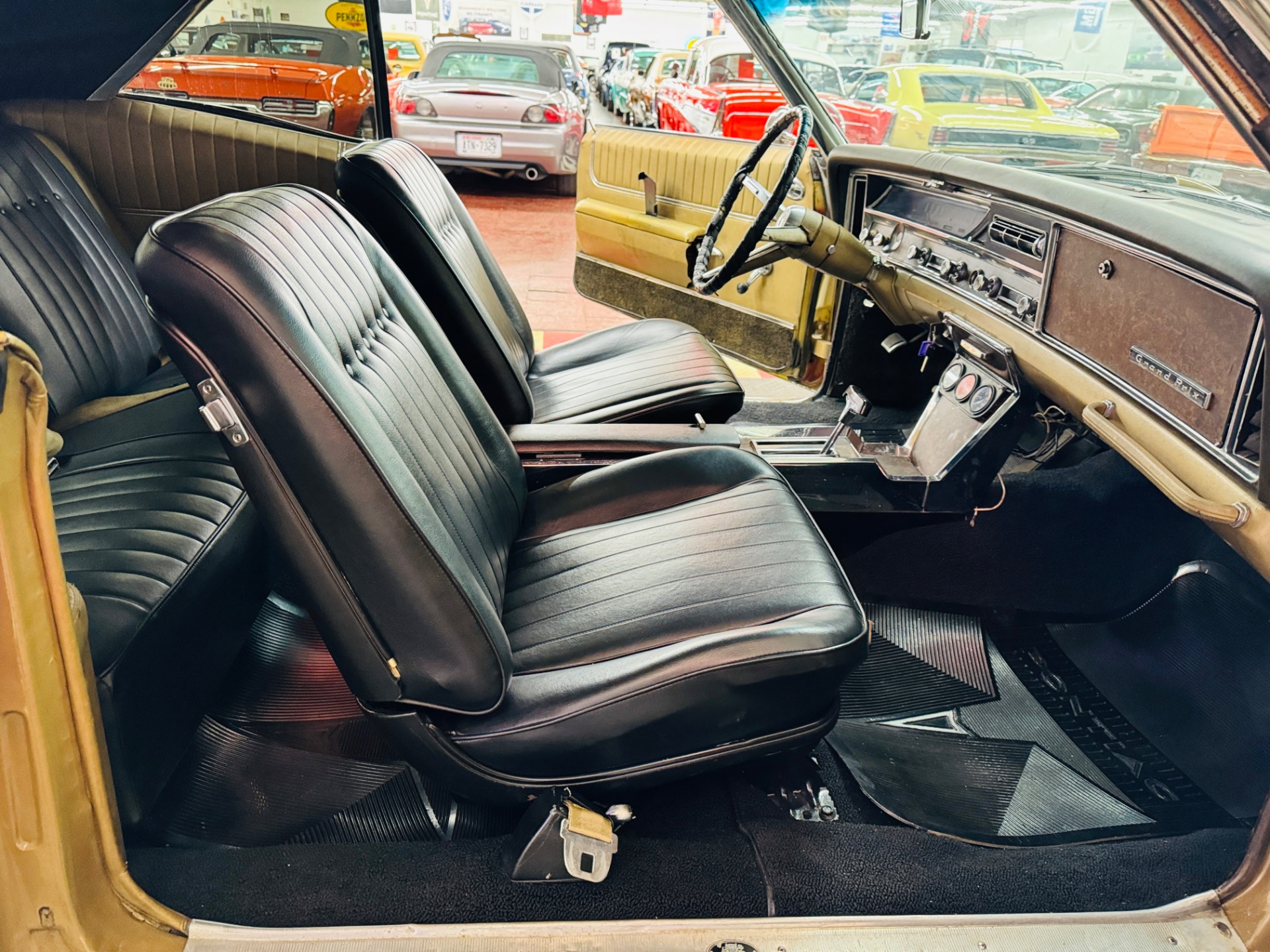 Used 1967 Pontiac Grand Prix Great Driving Classic-SEE VIDEO | Mundelein, IL