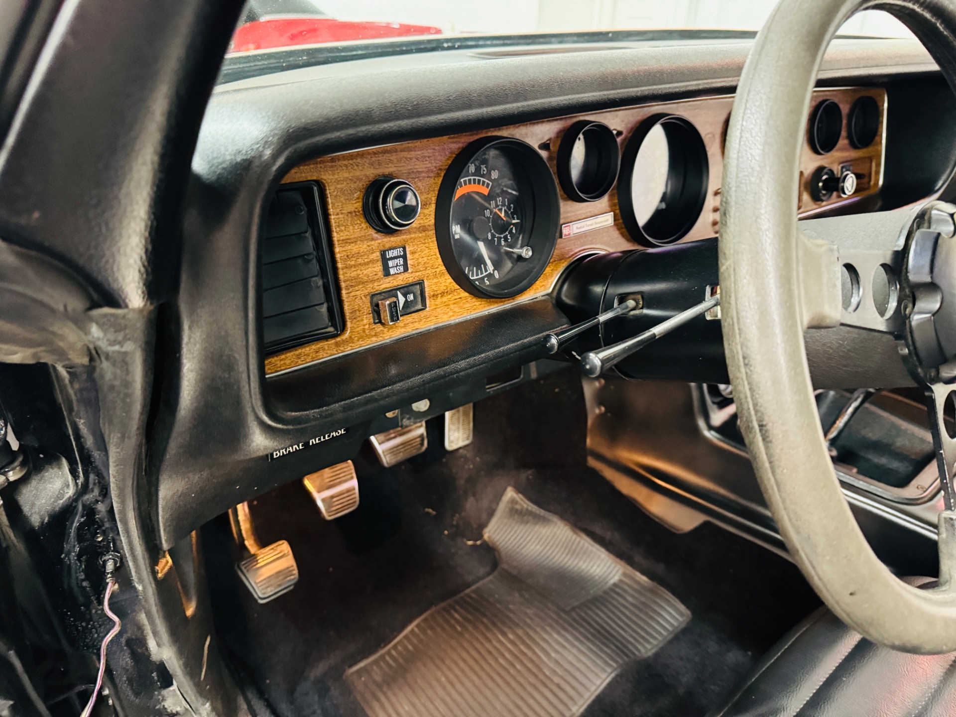 1975 Pontiac Firebird 35