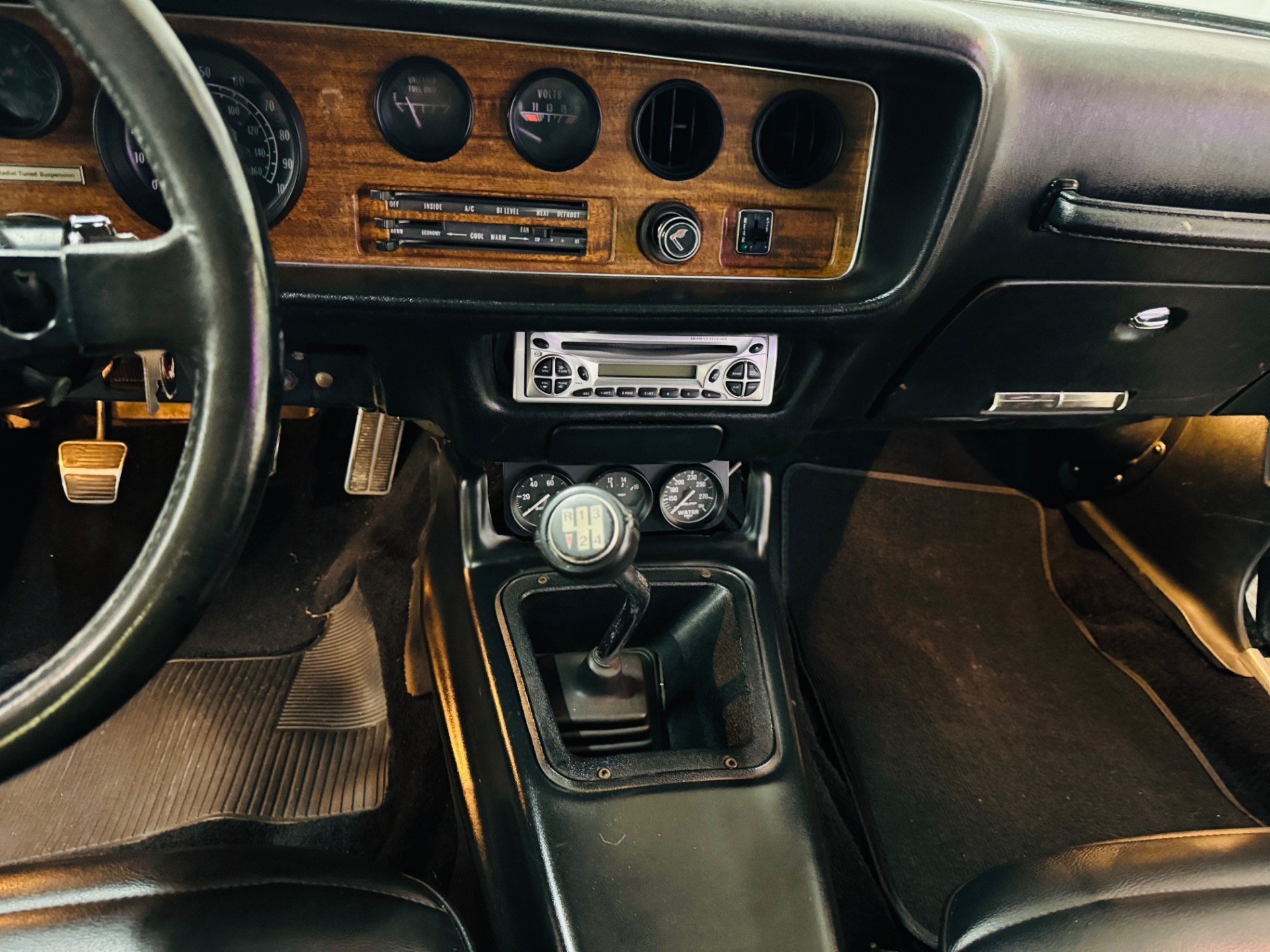 1975 Pontiac Firebird 36