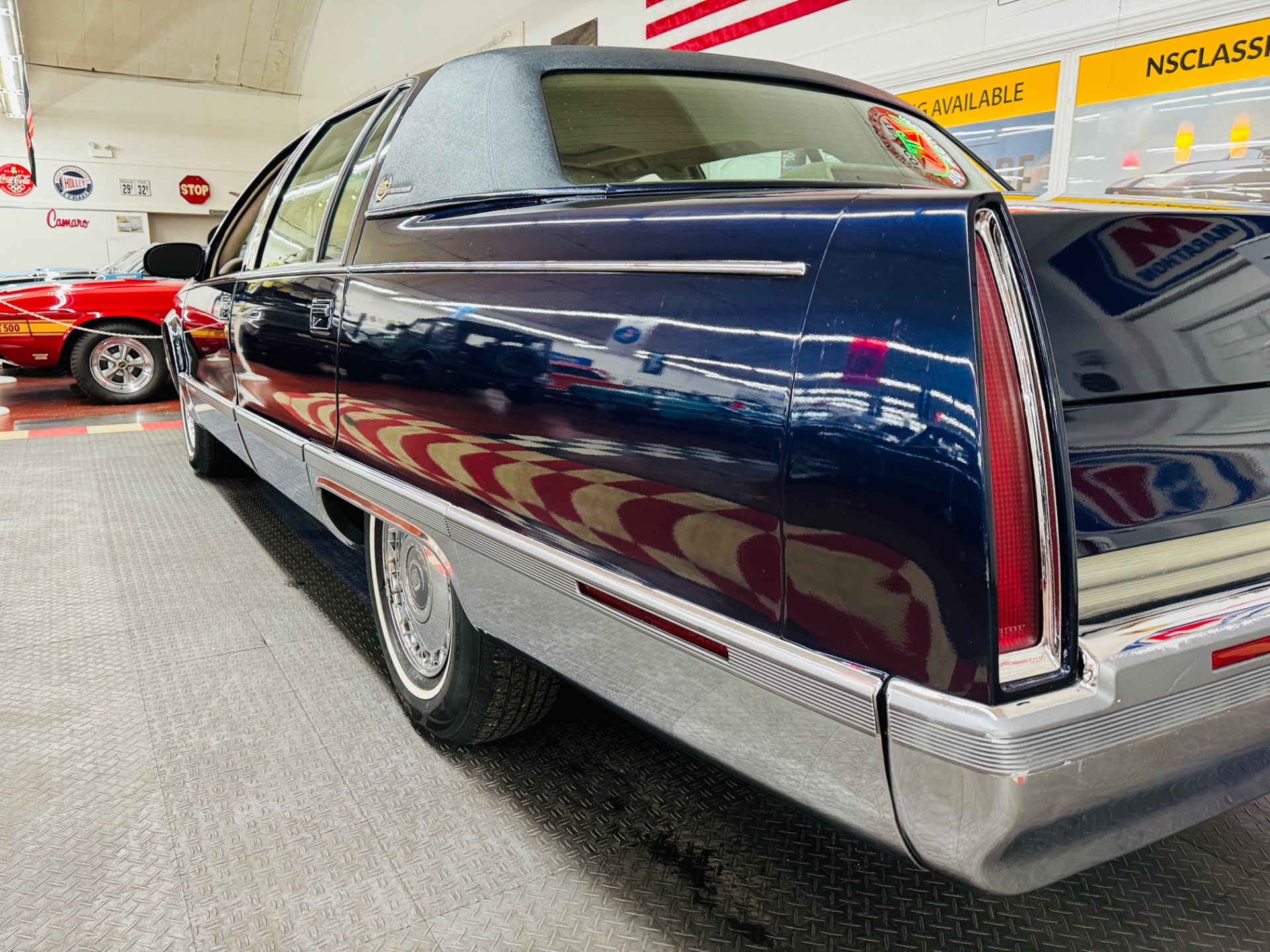 Used 1995 Cadillac Fleetwood - LOW MILES - LOADED WITH OPTIONS -SEE VIDEO | Mundelein, IL