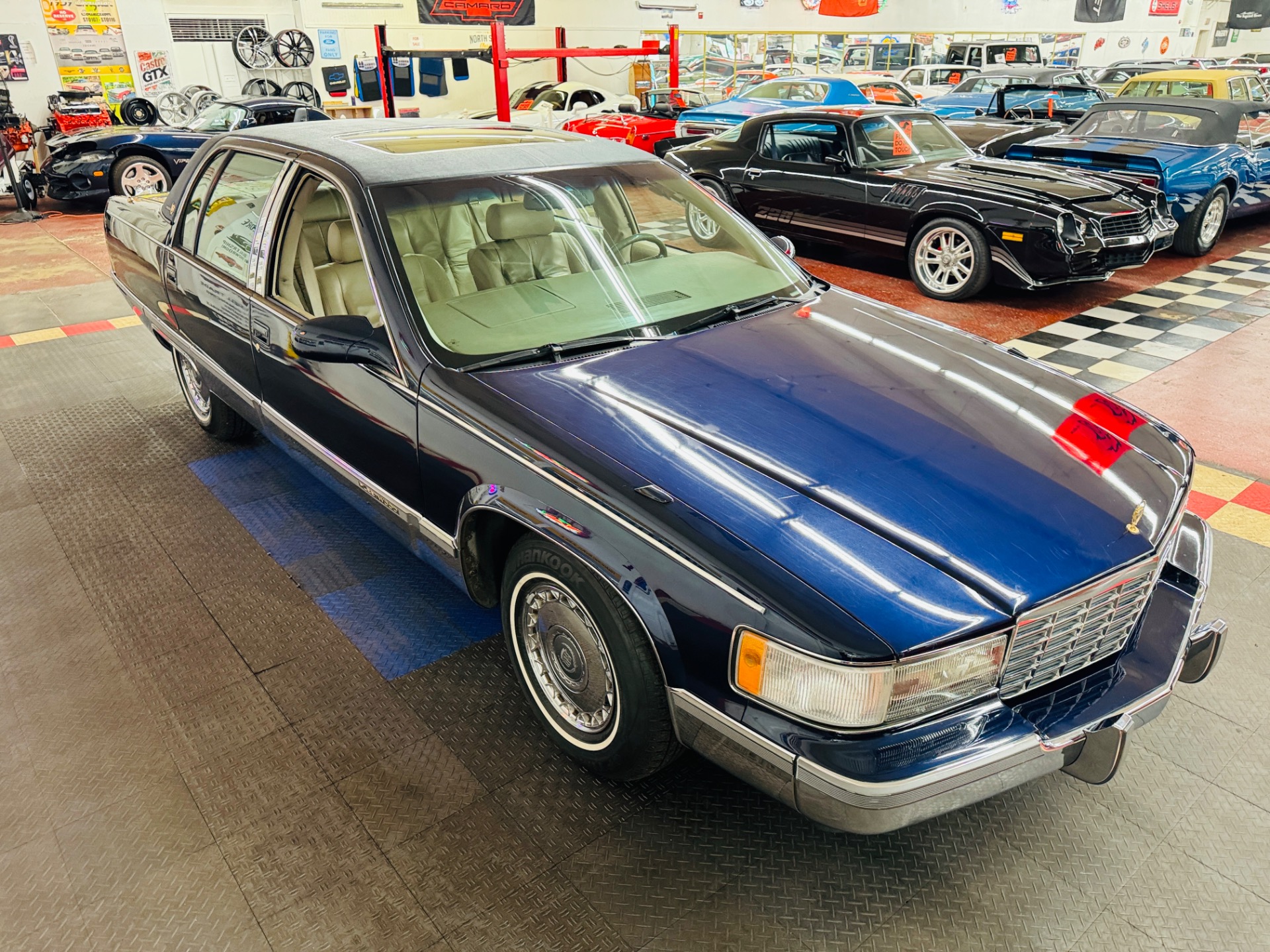 Used 1995 Cadillac Fleetwood - LOW MILES - LOADED WITH OPTIONS -SEE VIDEO | Mundelein, IL