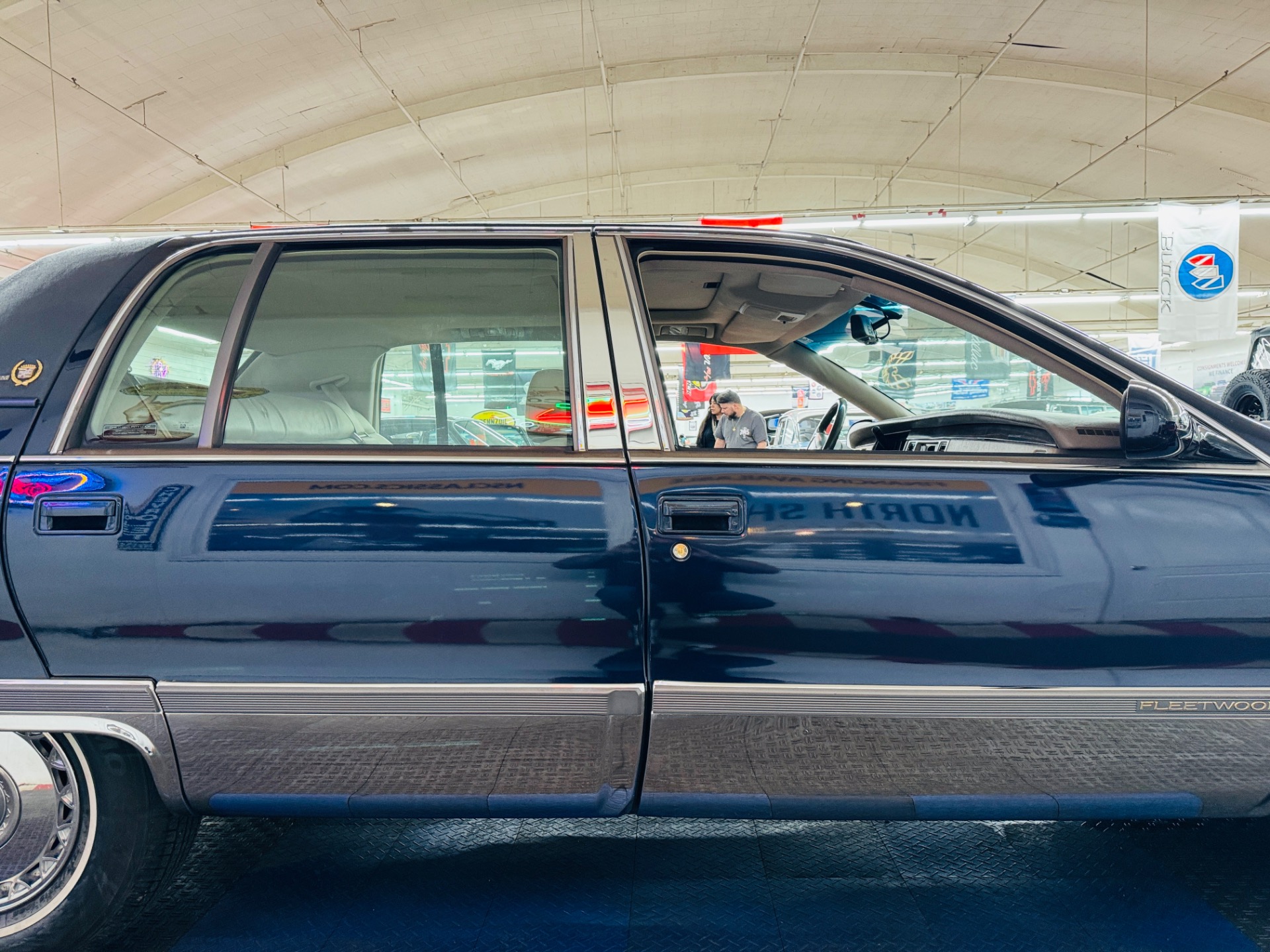 Used 1995 Cadillac Fleetwood - LOW MILES - LOADED WITH OPTIONS -SEE VIDEO | Mundelein, IL