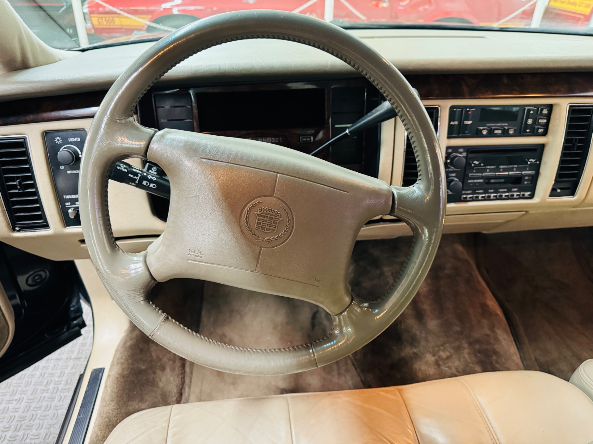Used 1995 Cadillac Fleetwood - LOW MILES - LOADED WITH OPTIONS -SEE VIDEO | Mundelein, IL