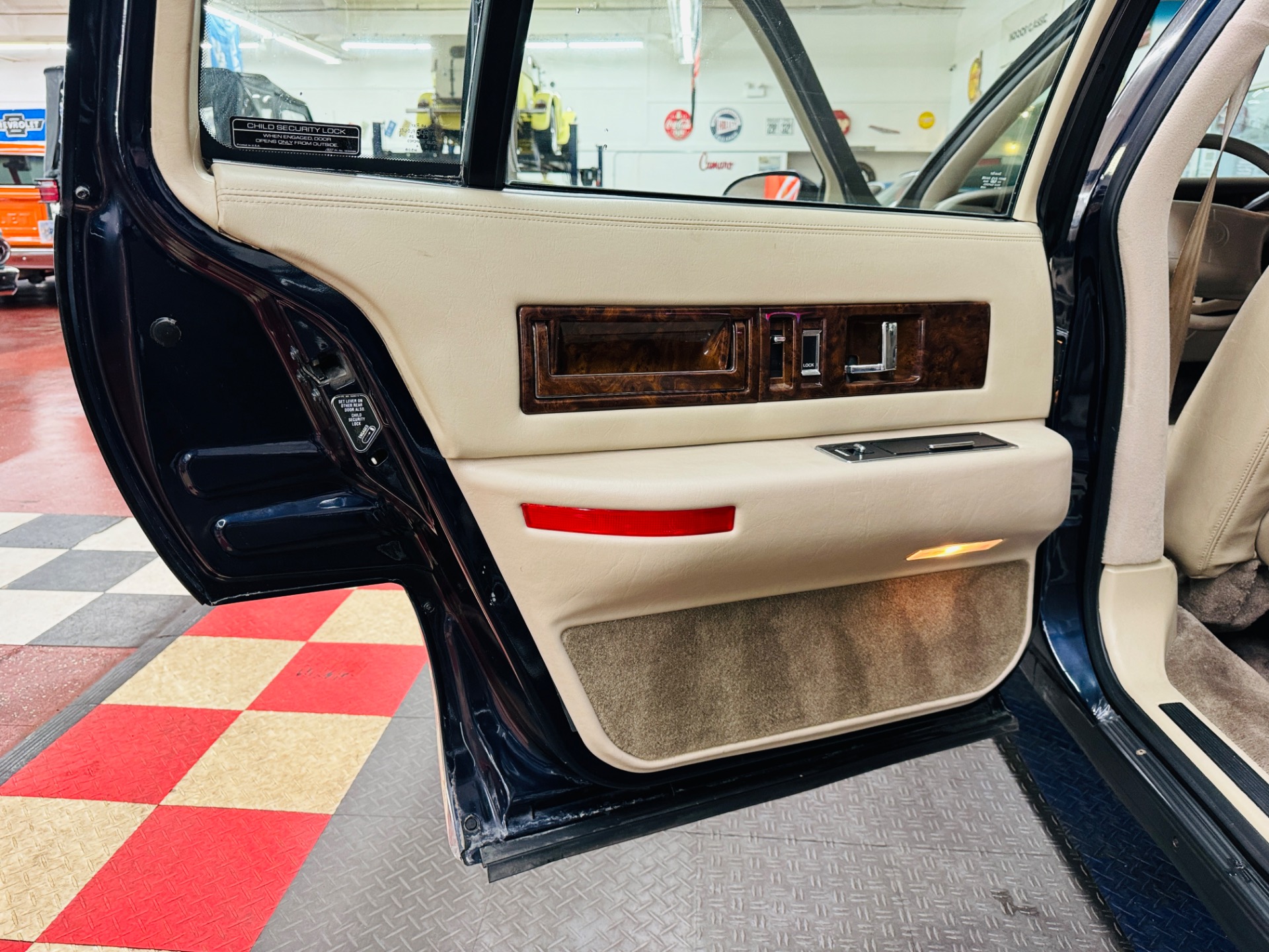 Used 1995 Cadillac Fleetwood - LOW MILES - LOADED WITH OPTIONS -SEE VIDEO | Mundelein, IL