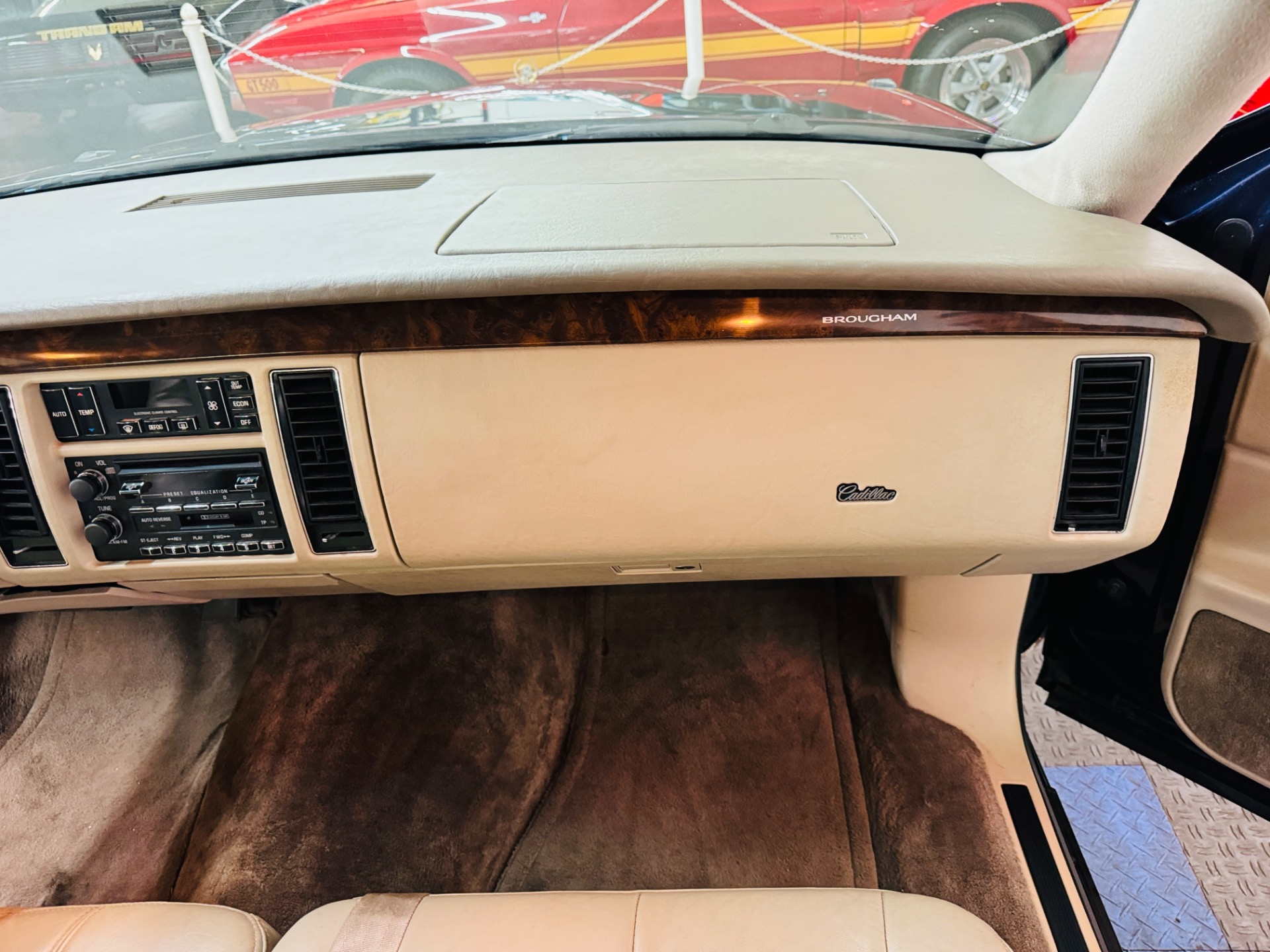 Used 1995 Cadillac Fleetwood - LOW MILES - LOADED WITH OPTIONS -SEE VIDEO | Mundelein, IL