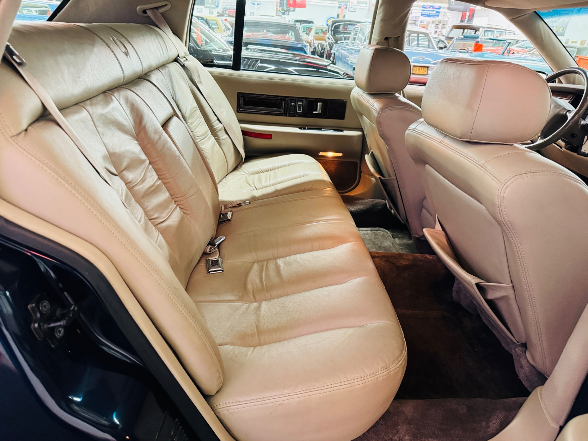 Used 1995 Cadillac Fleetwood - LOW MILES - LOADED WITH OPTIONS -SEE VIDEO | Mundelein, IL