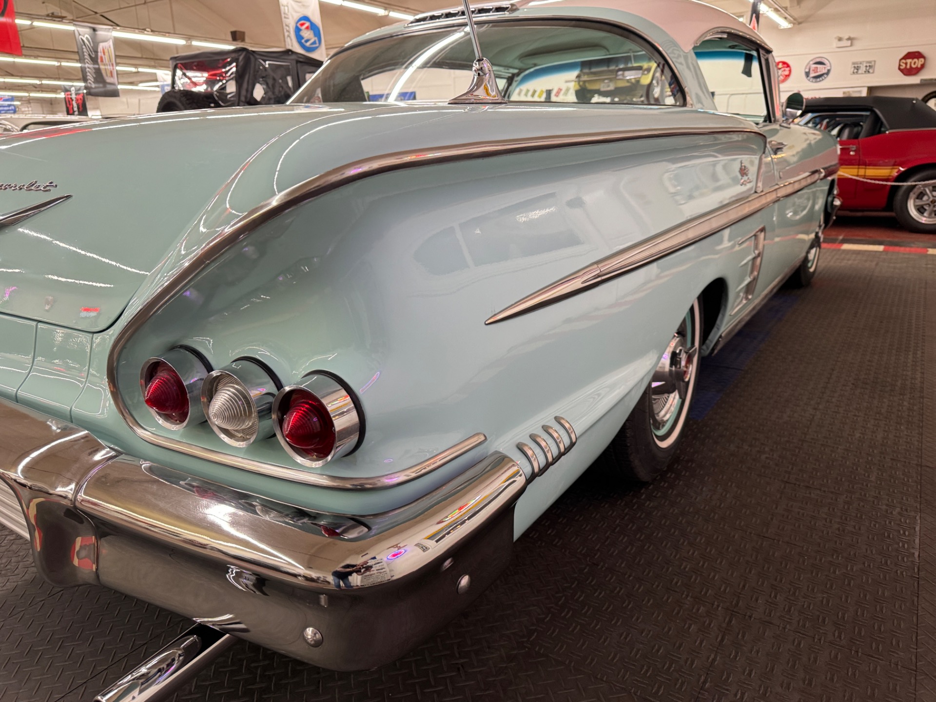 1958 Chevrolet Impala 31