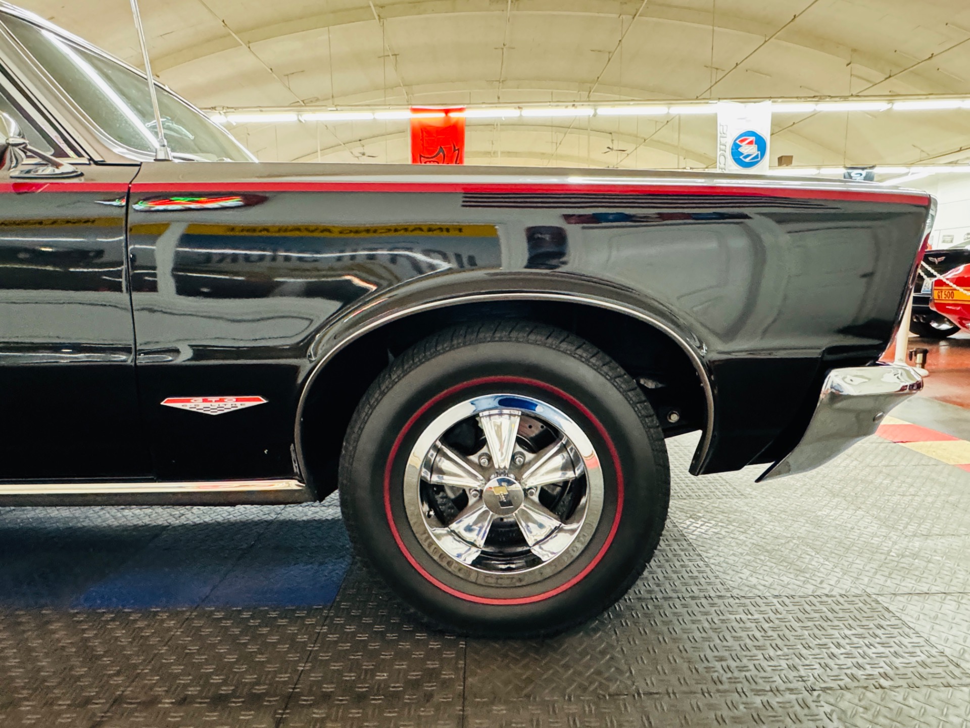 1965 Pontiac LeMans 23