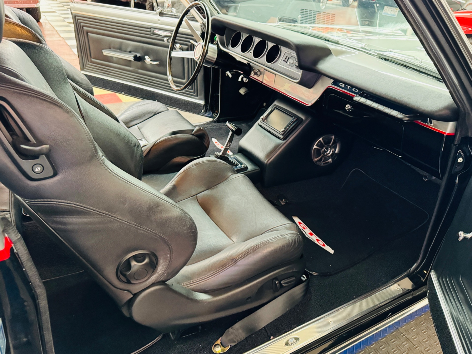 1965 Pontiac LeMans 36