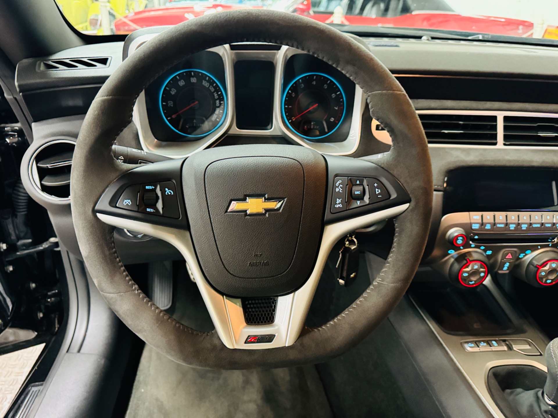 2015 Chevrolet Camaro 35