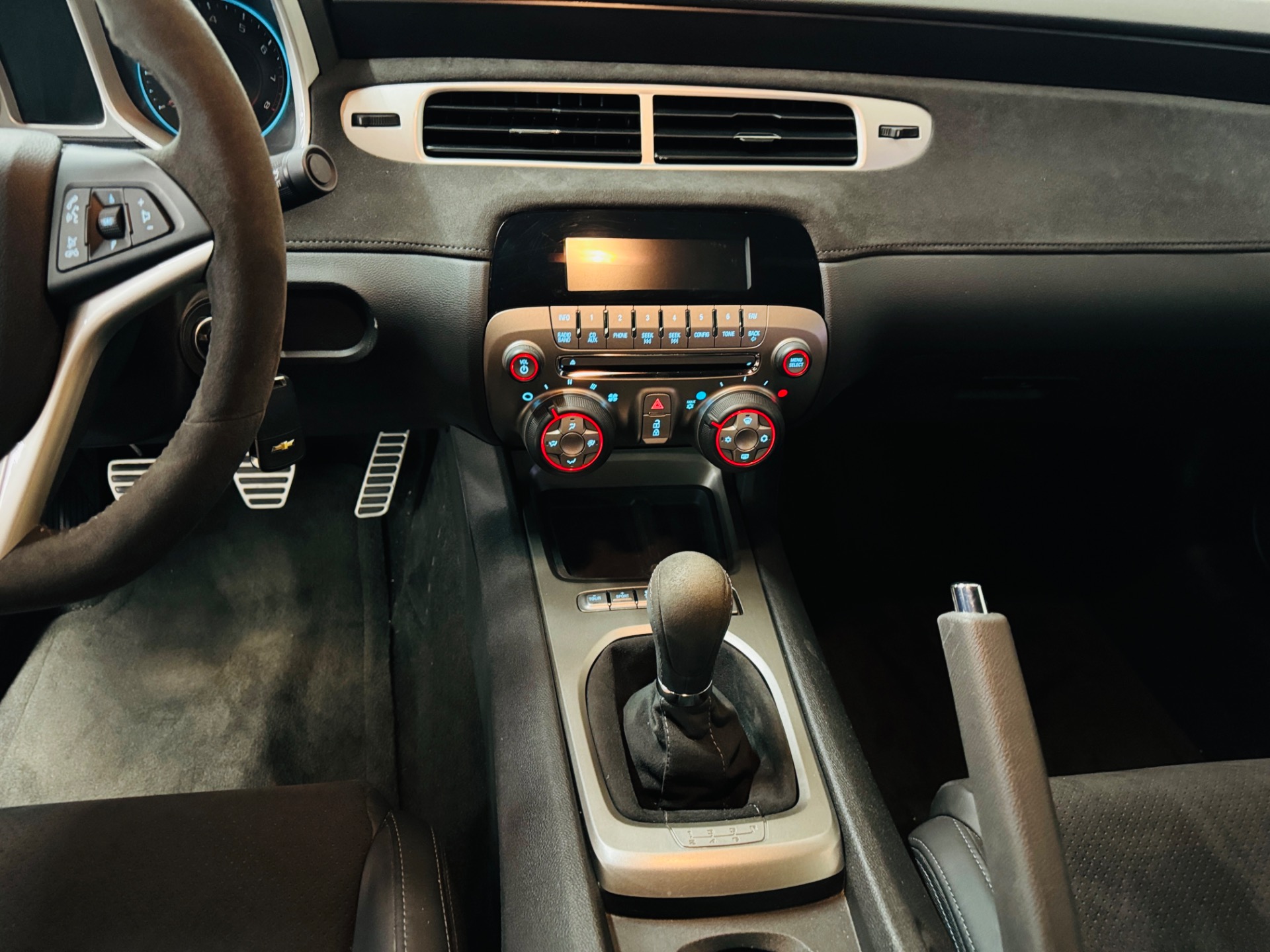 2015 Chevrolet Camaro 39