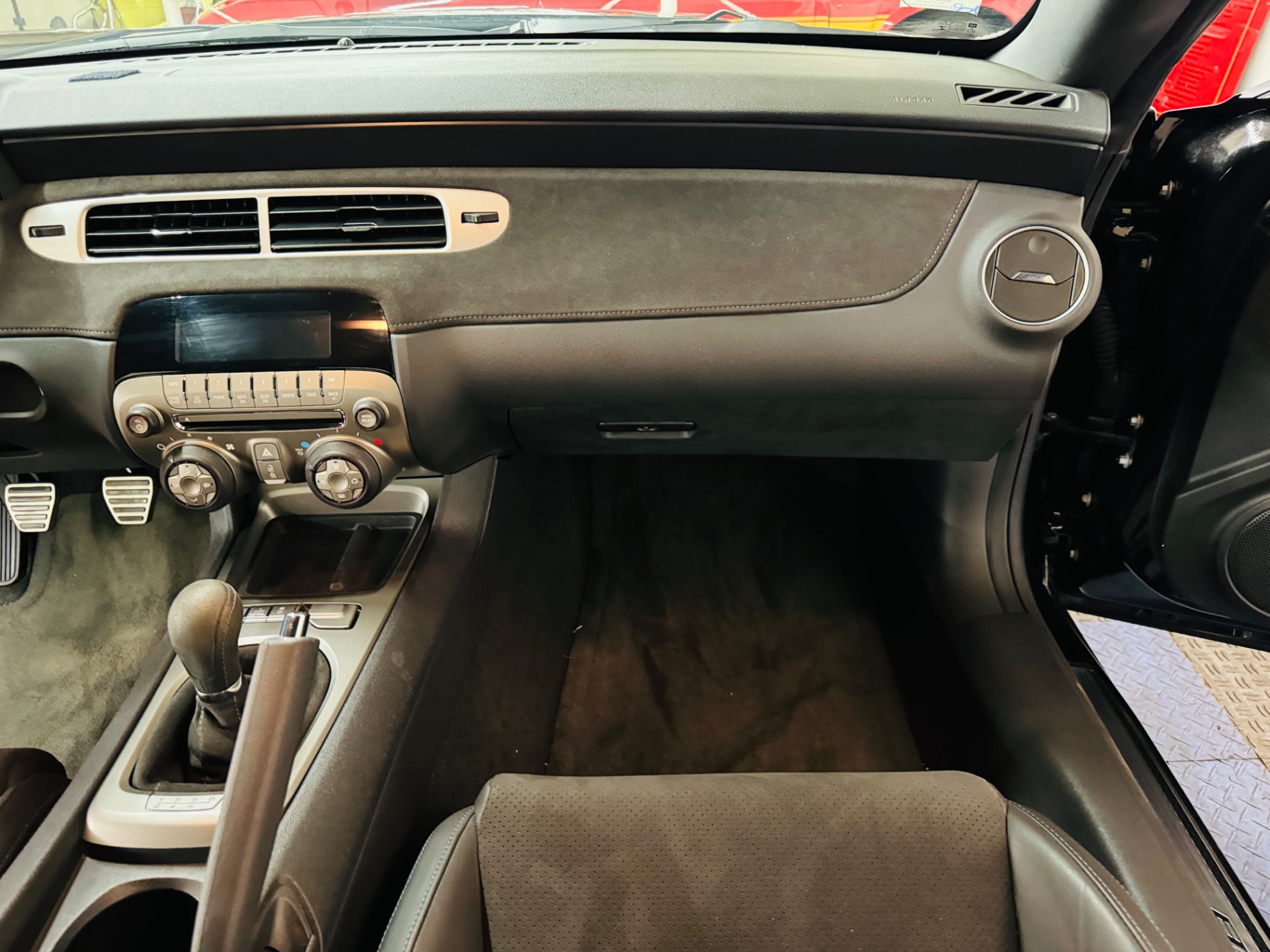 2015 Chevrolet Camaro 43
