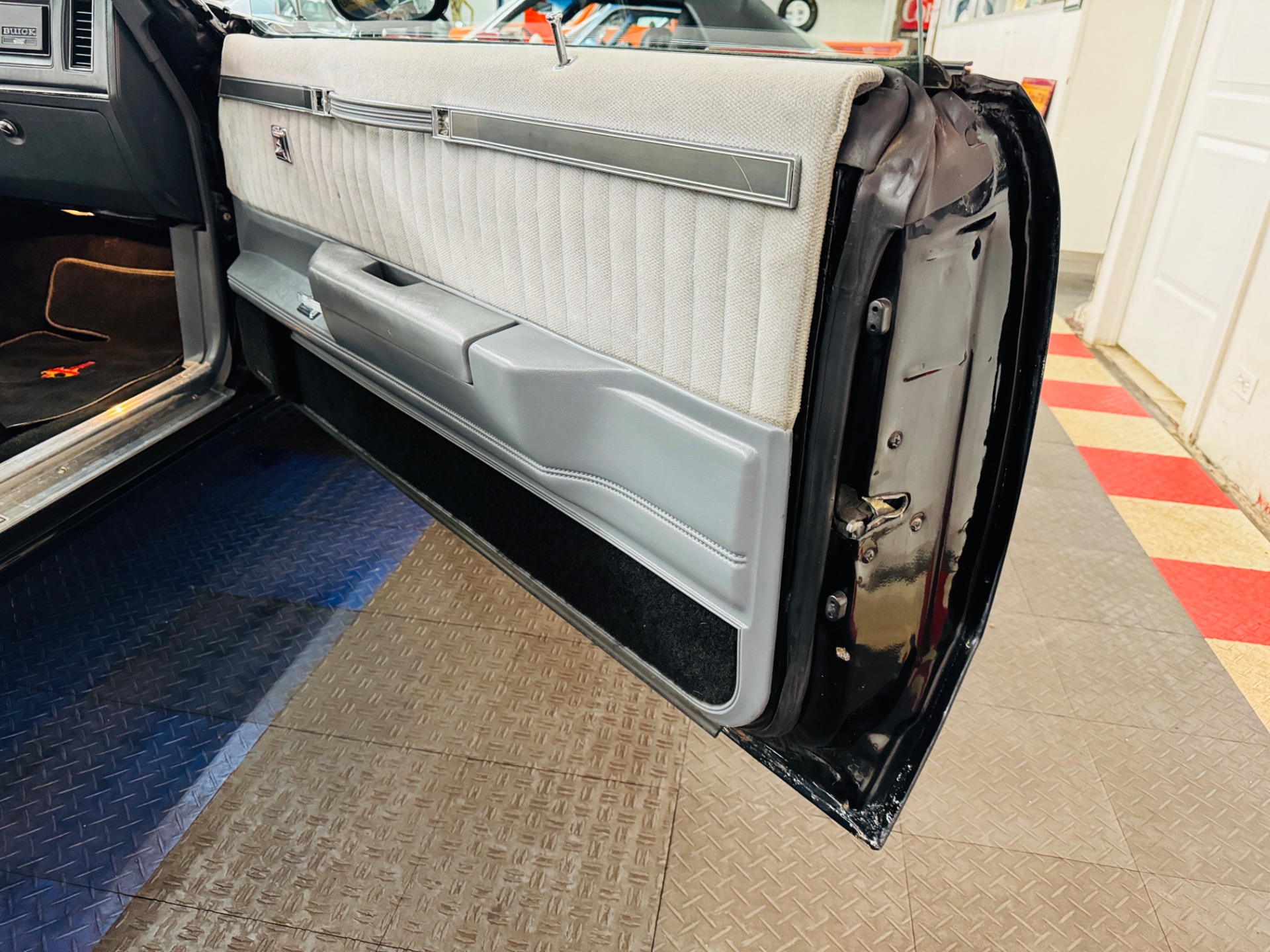 Used 1987 Buick Grand National - T-TOPS - CLEAN BODY - SEE VIDEO | Mundelein, IL