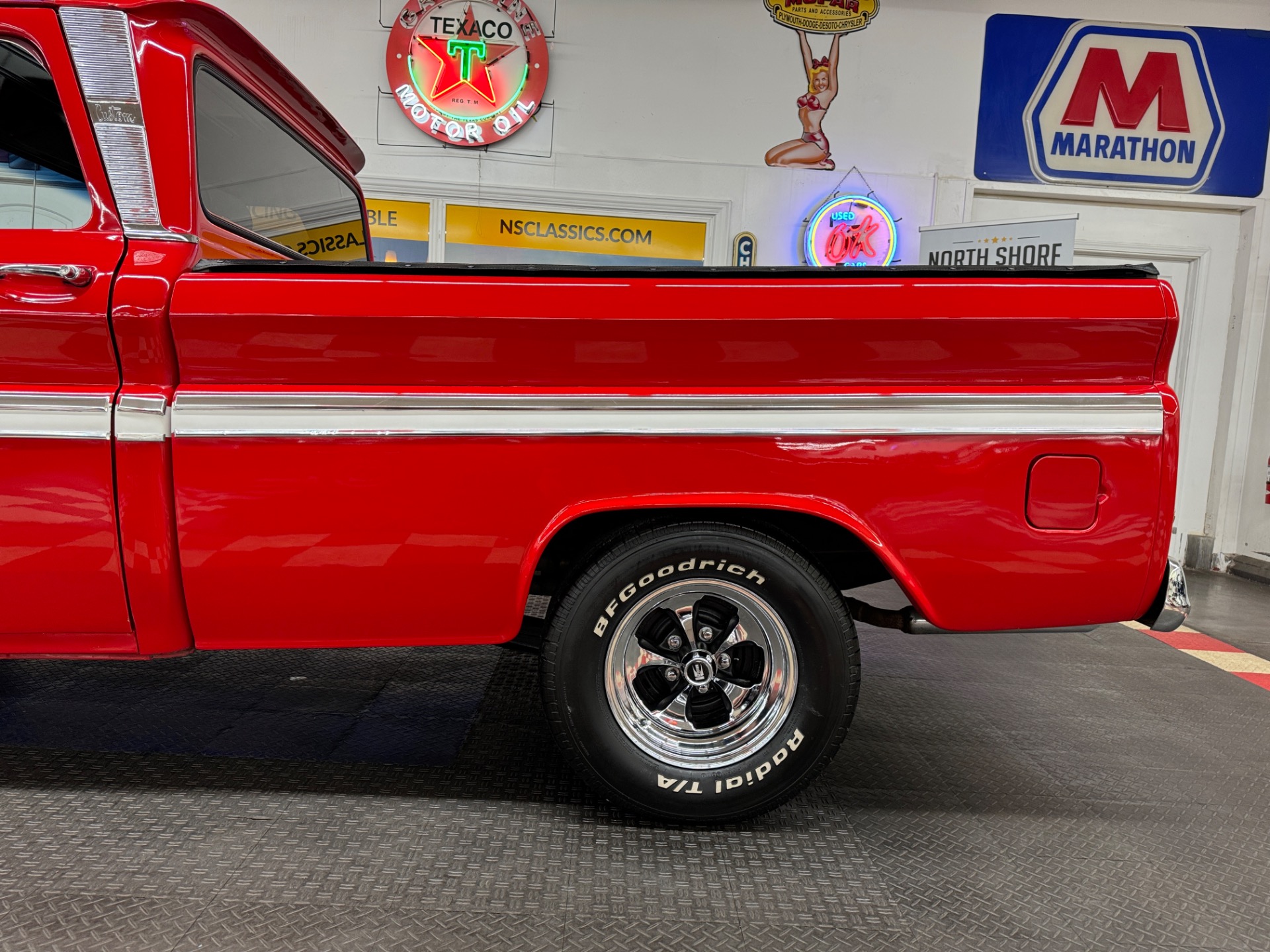 1965 Chevrolet Pickup 18