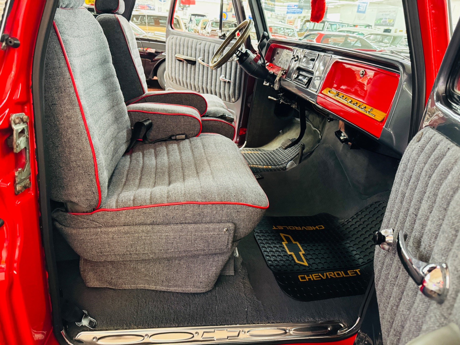 1965 Chevrolet Pickup 43
