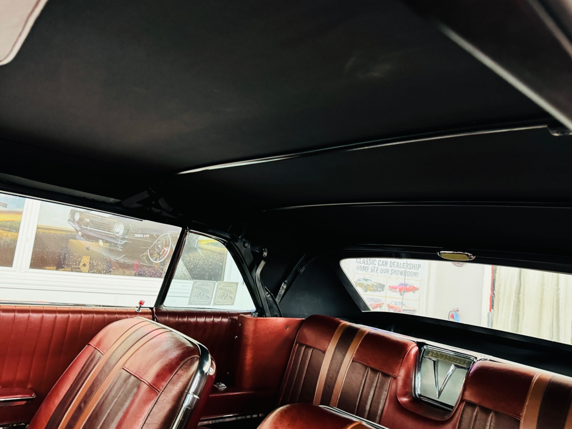 1961 Pontiac Bonneville 41