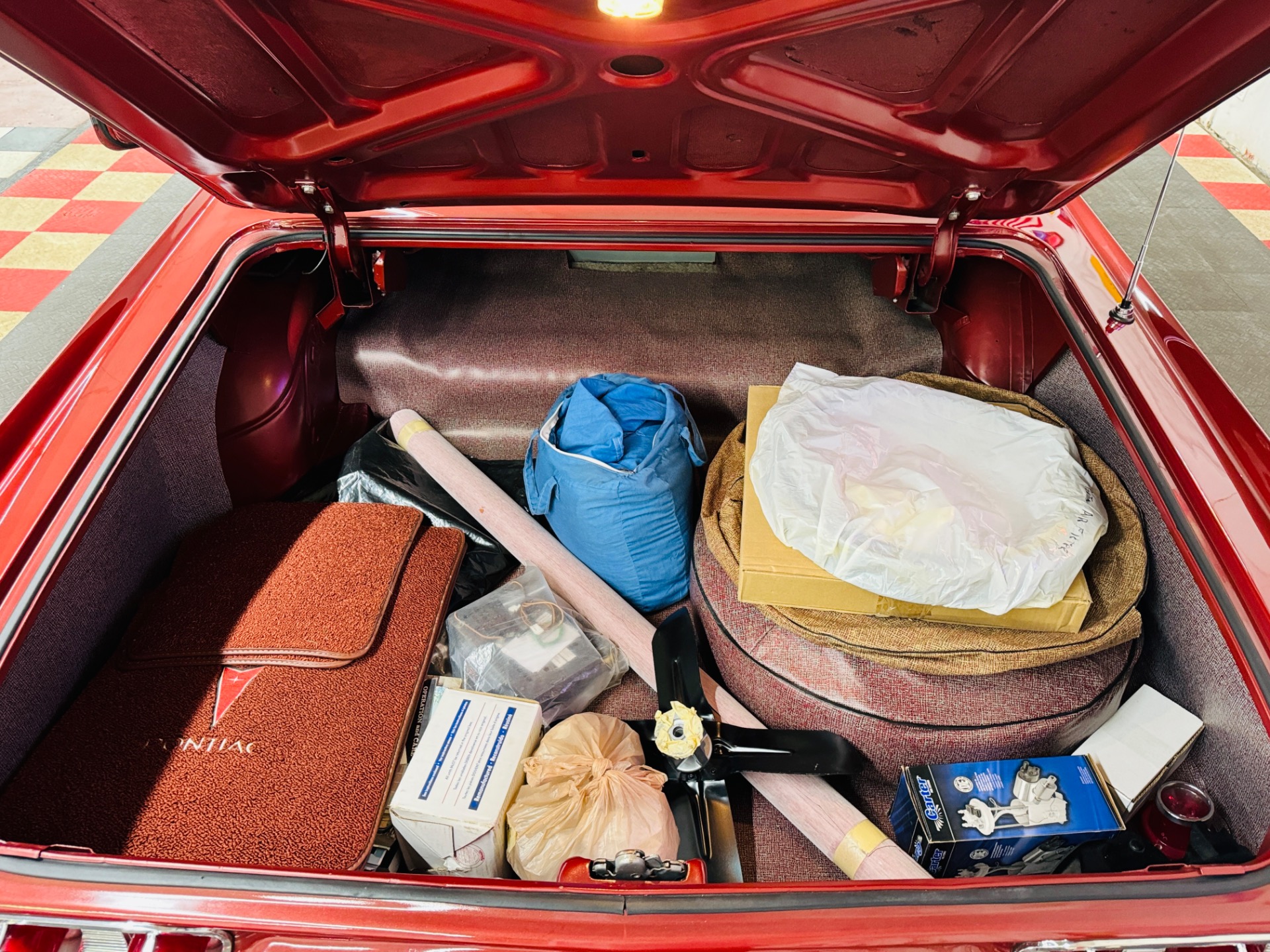 1961 Pontiac Bonneville 55