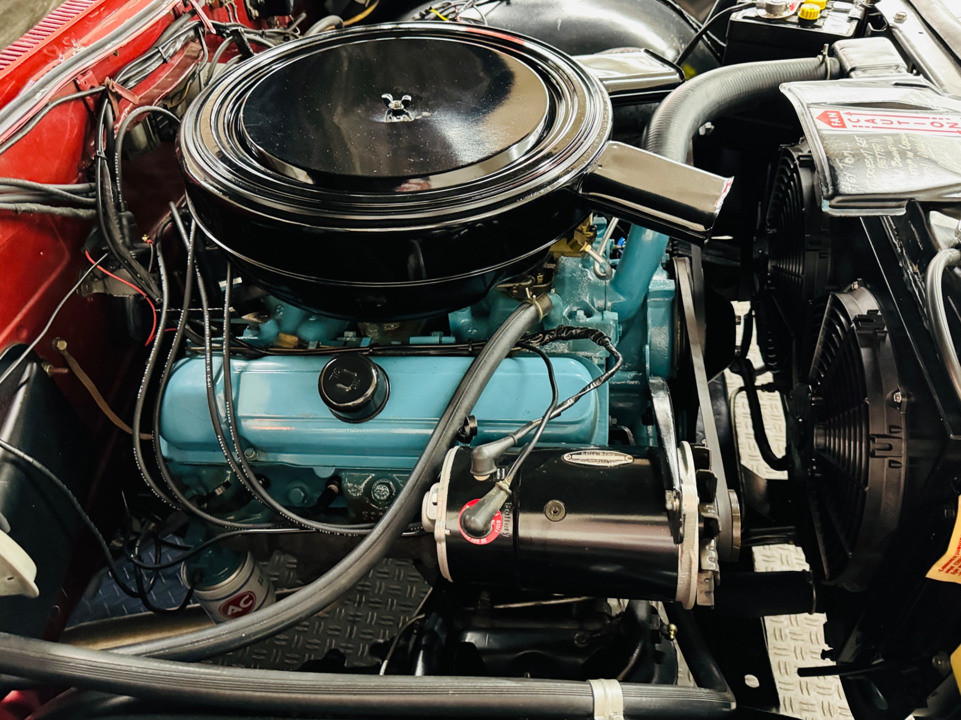 1961 Pontiac Bonneville 63