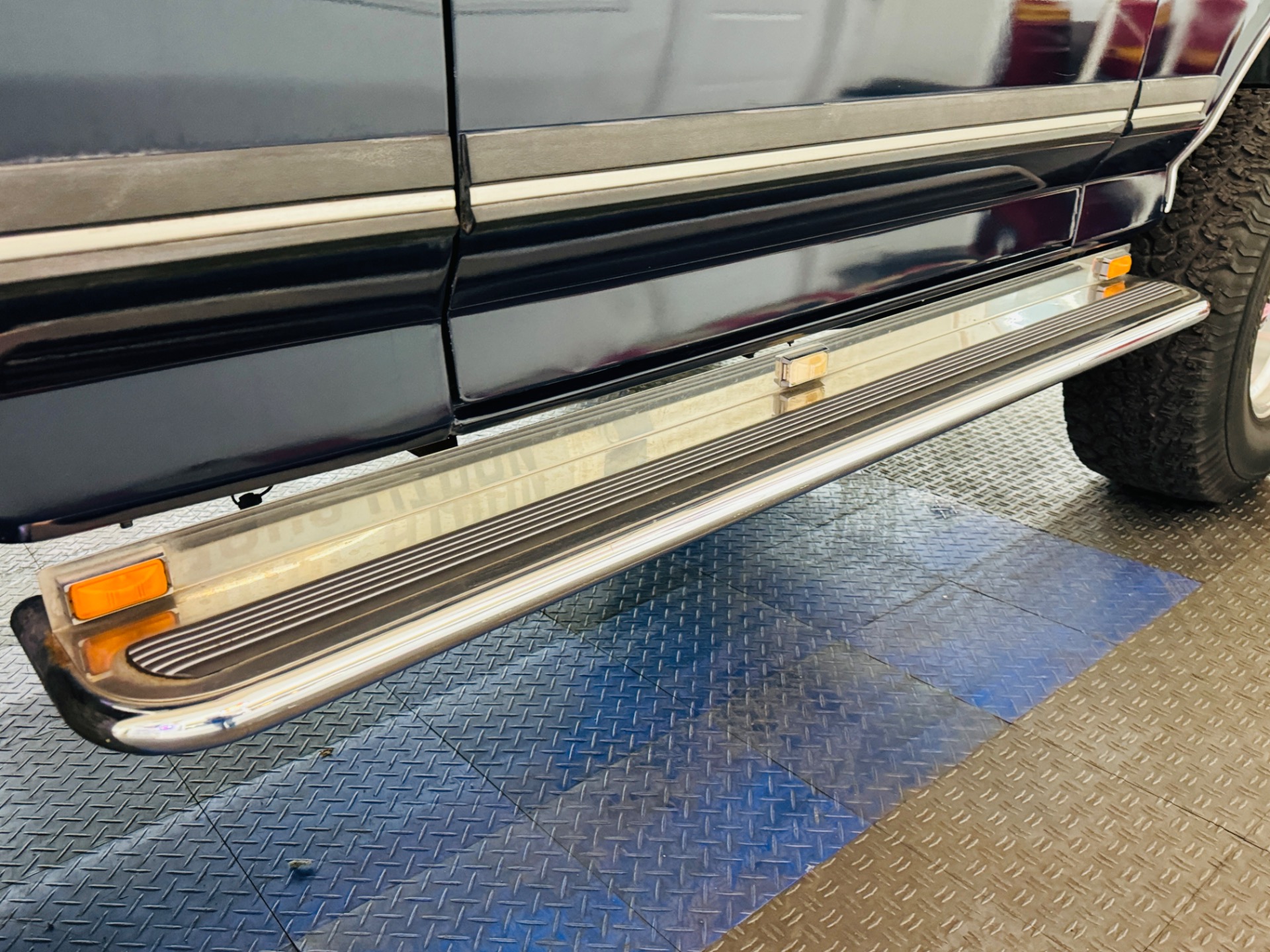 Used 1990 Ford Bronco XLT CALIFORNIA TRUCK-SEE VIDEO | Mundelein, IL