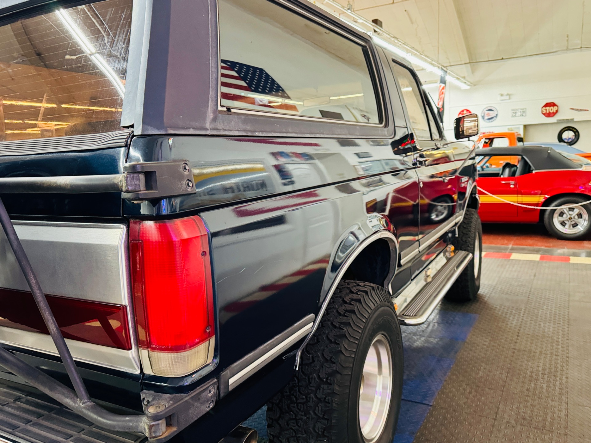 Used 1990 Ford Bronco XLT CALIFORNIA TRUCK-SEE VIDEO | Mundelein, IL