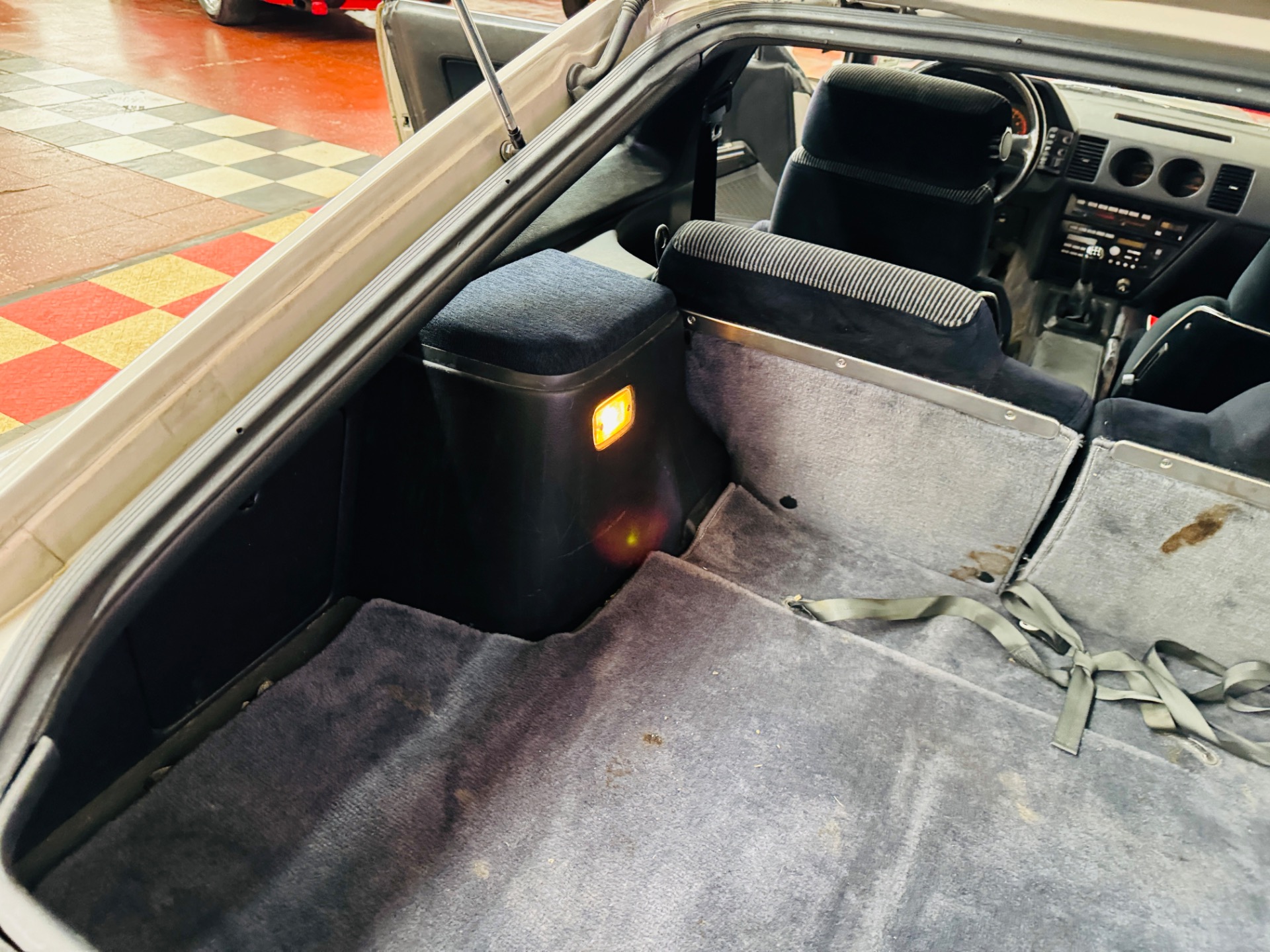 1986 Nissan 300ZX 43