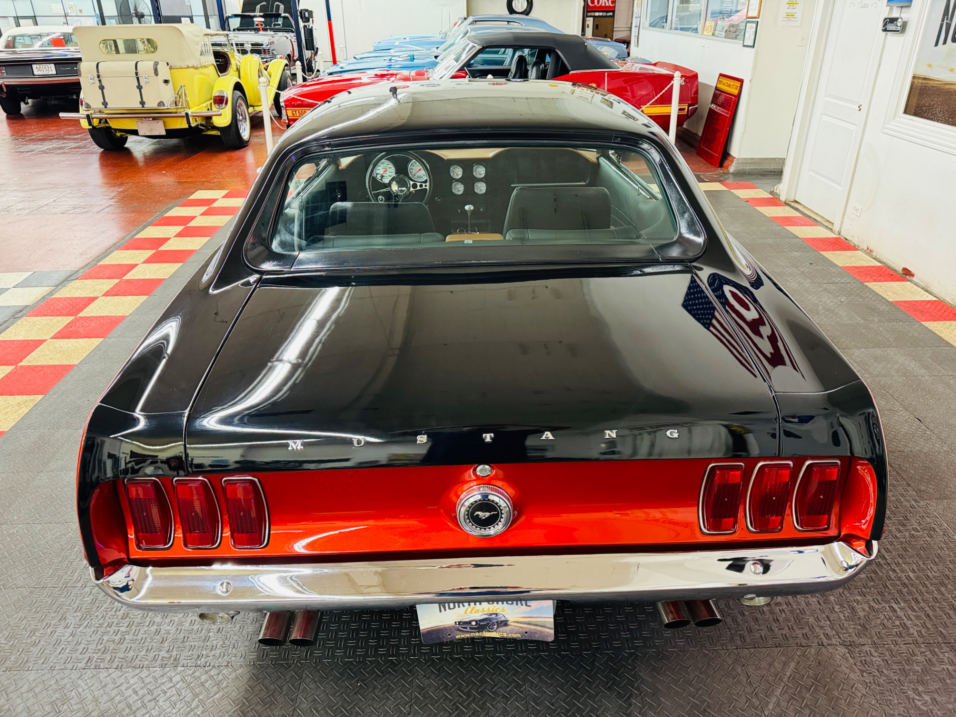 1969 Ford Mustang 12