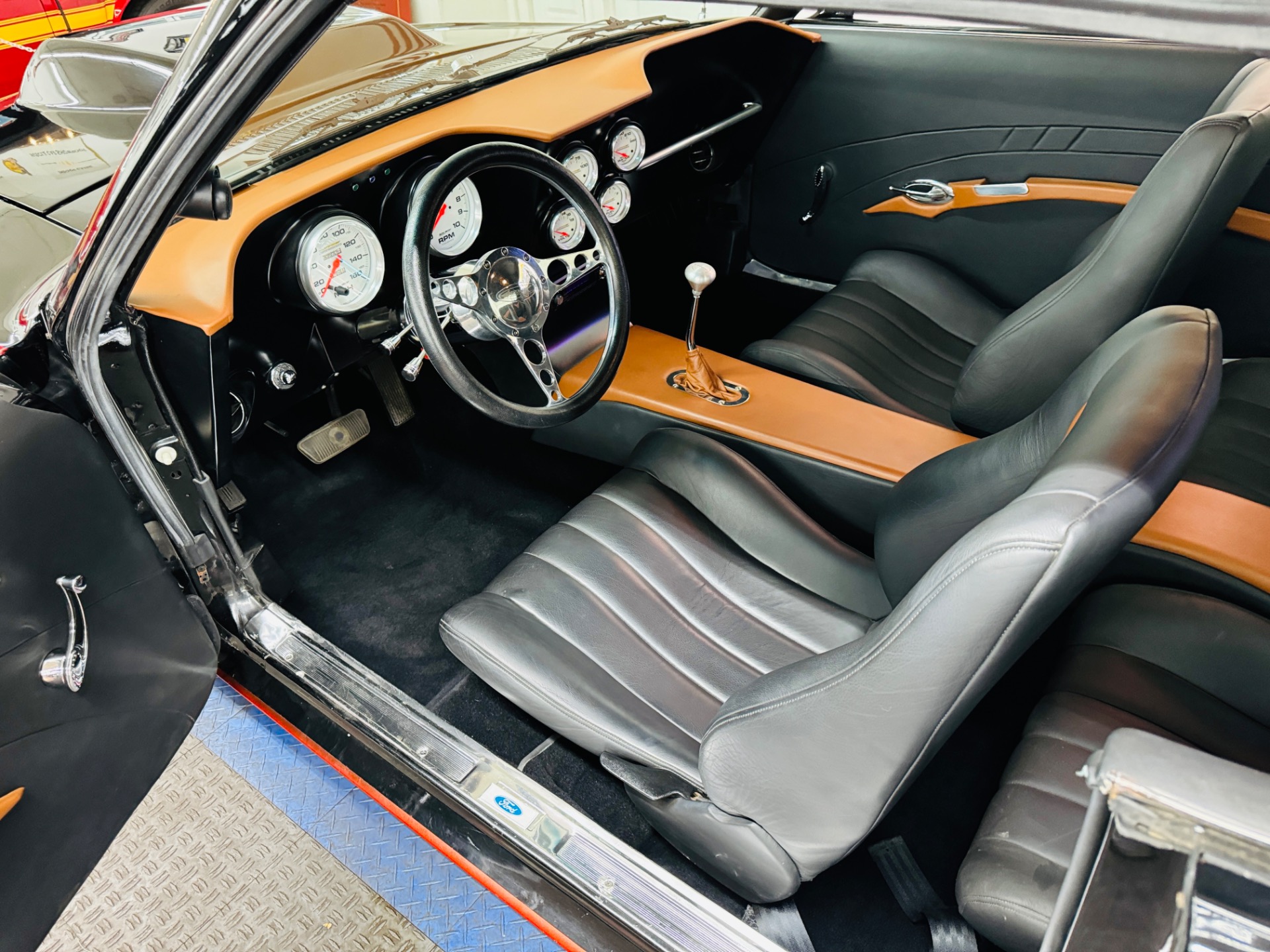 1969 Ford Mustang 16