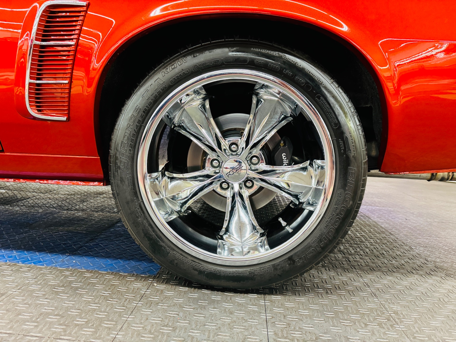 1969 Ford Mustang 25