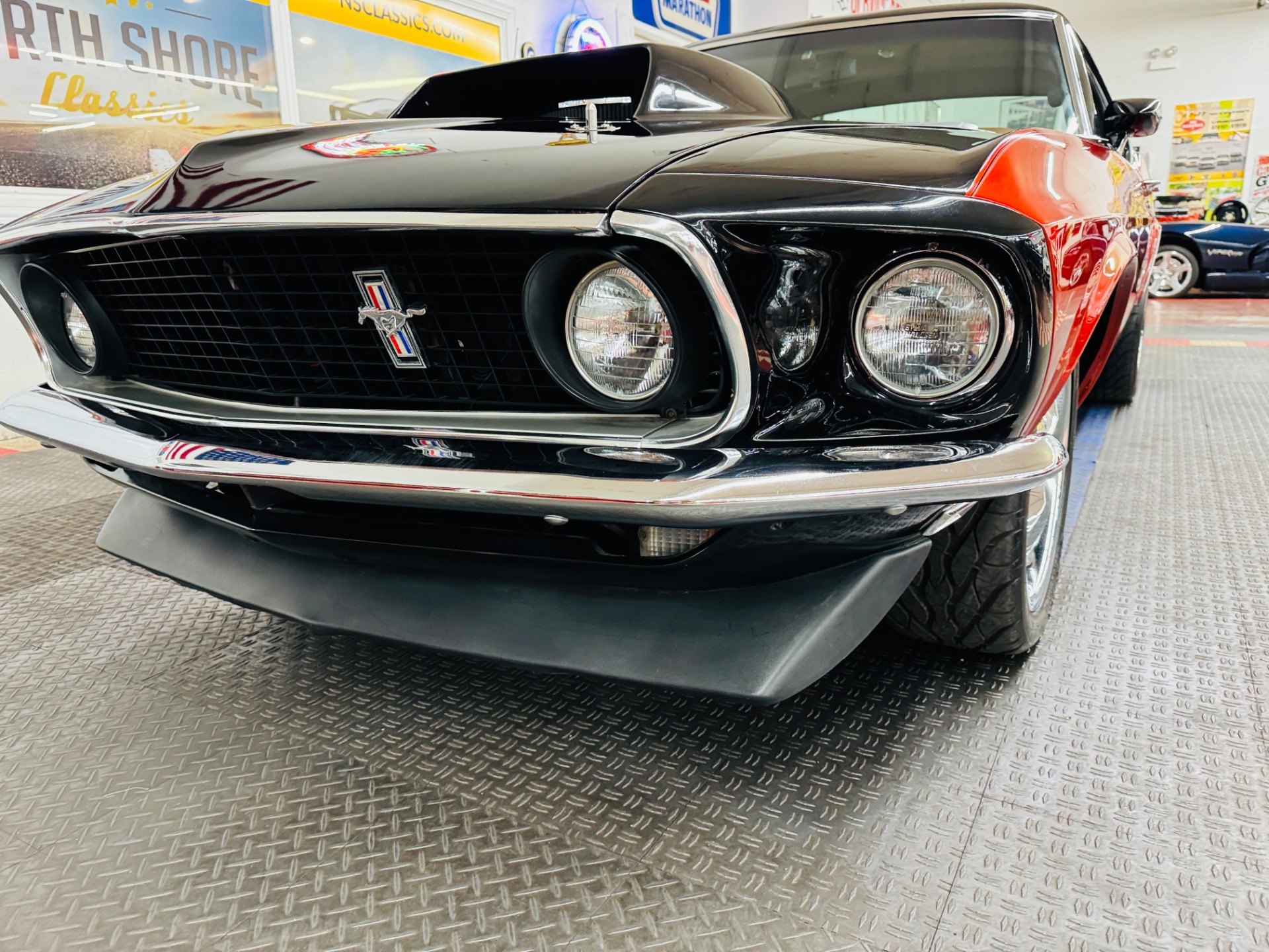 1969 Ford Mustang 8