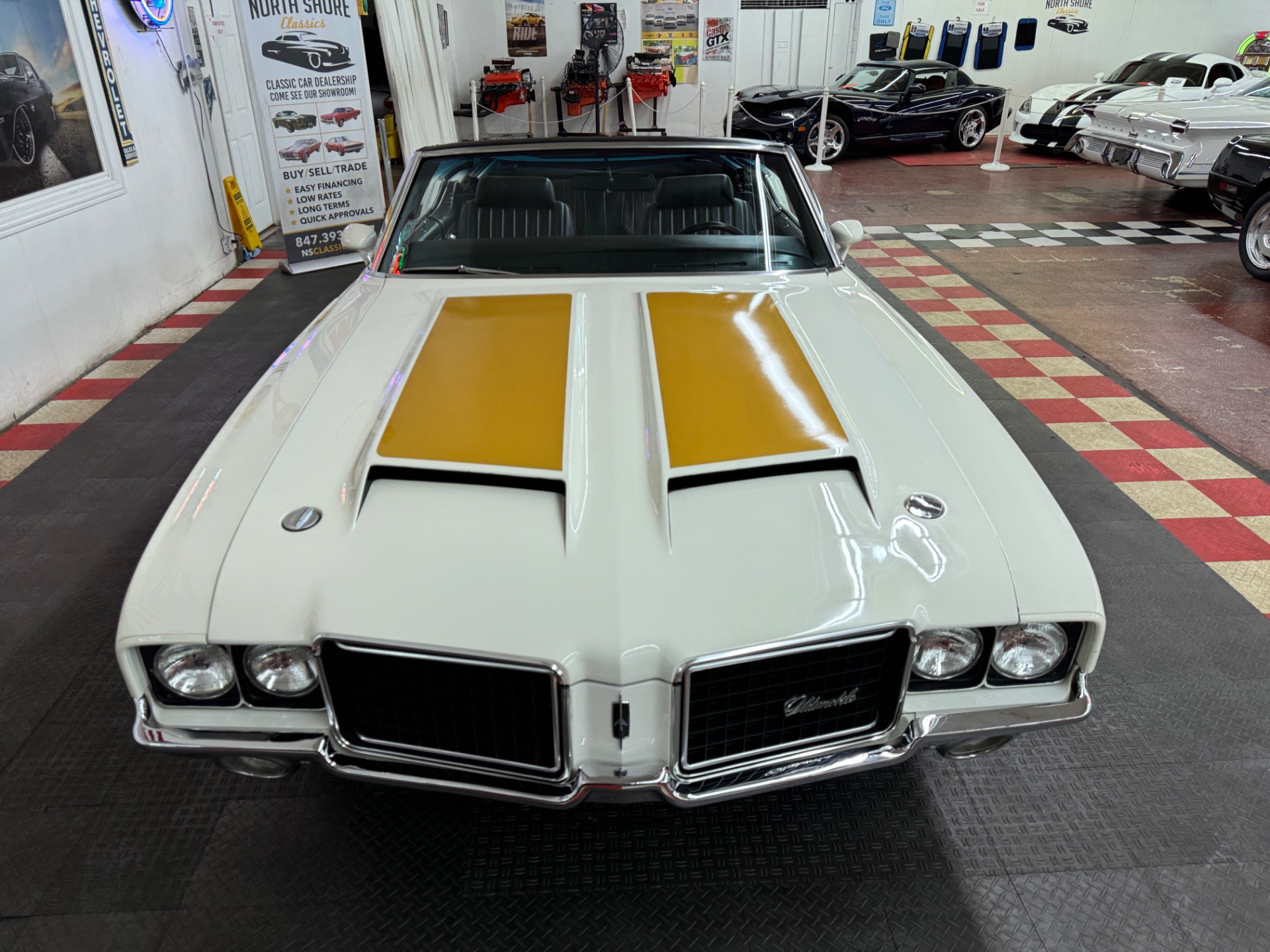 1972 Oldsmobile Cutlass 11
