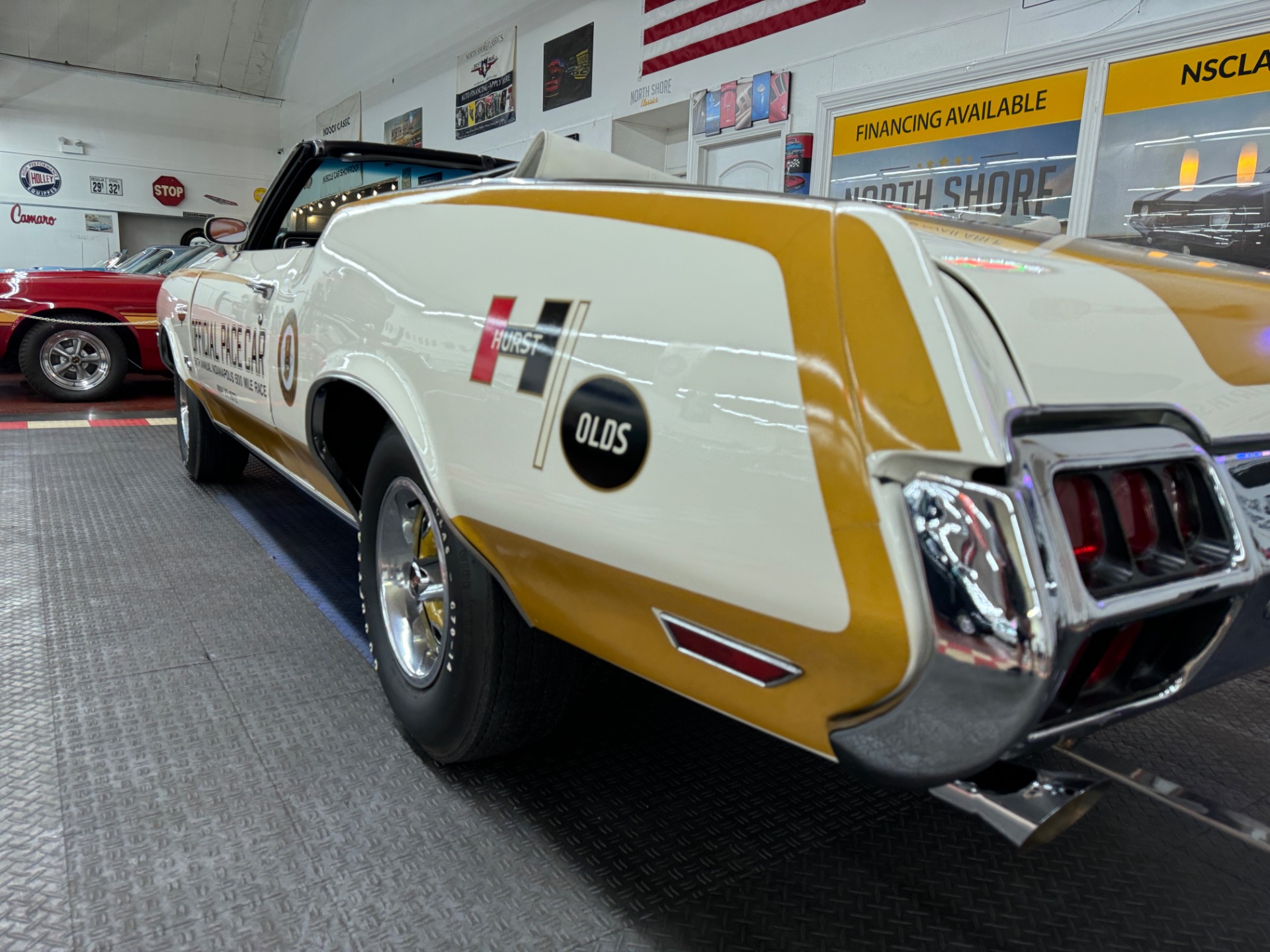 1972 Oldsmobile Cutlass 24