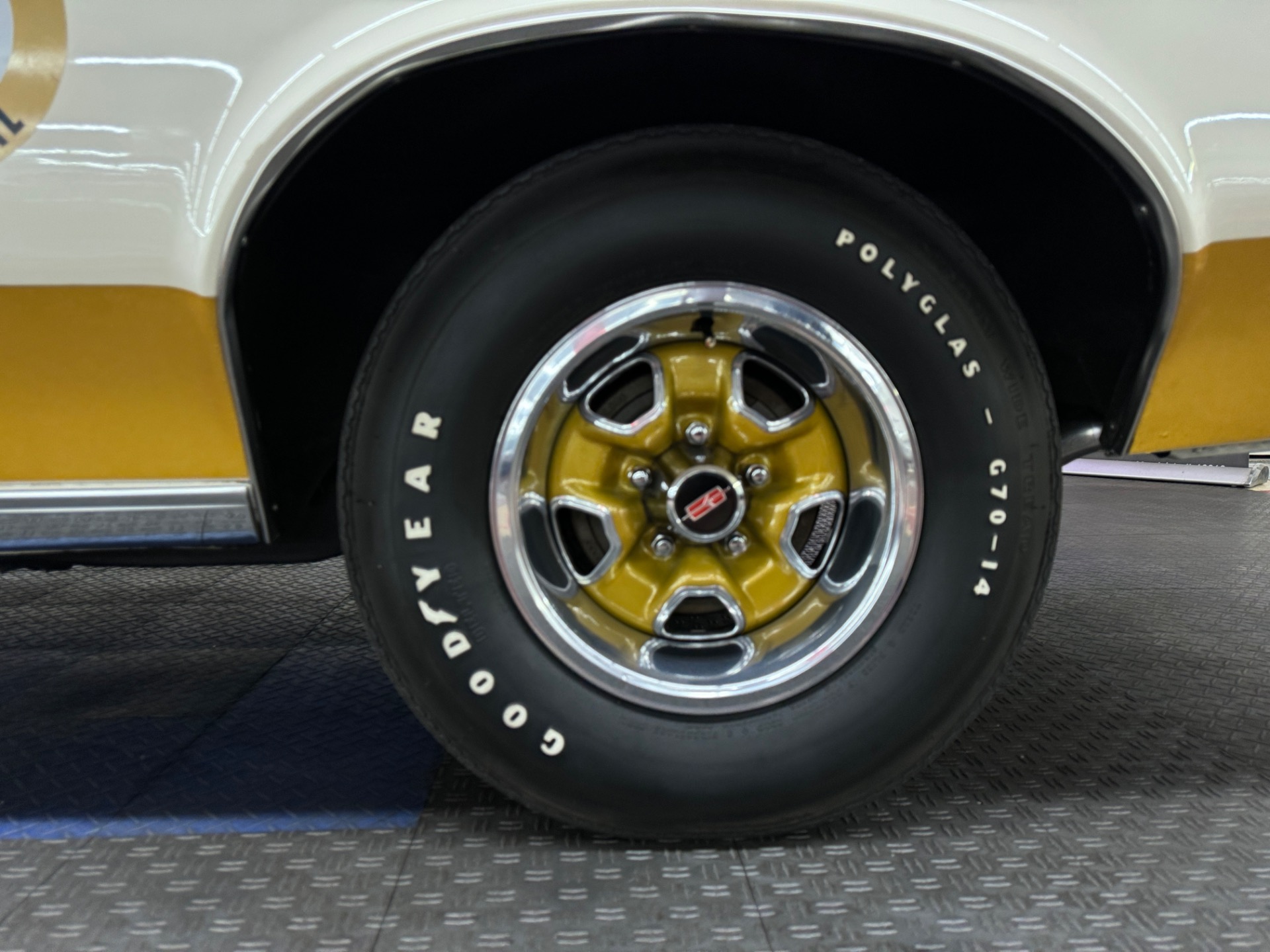 1972 Oldsmobile Cutlass 27
