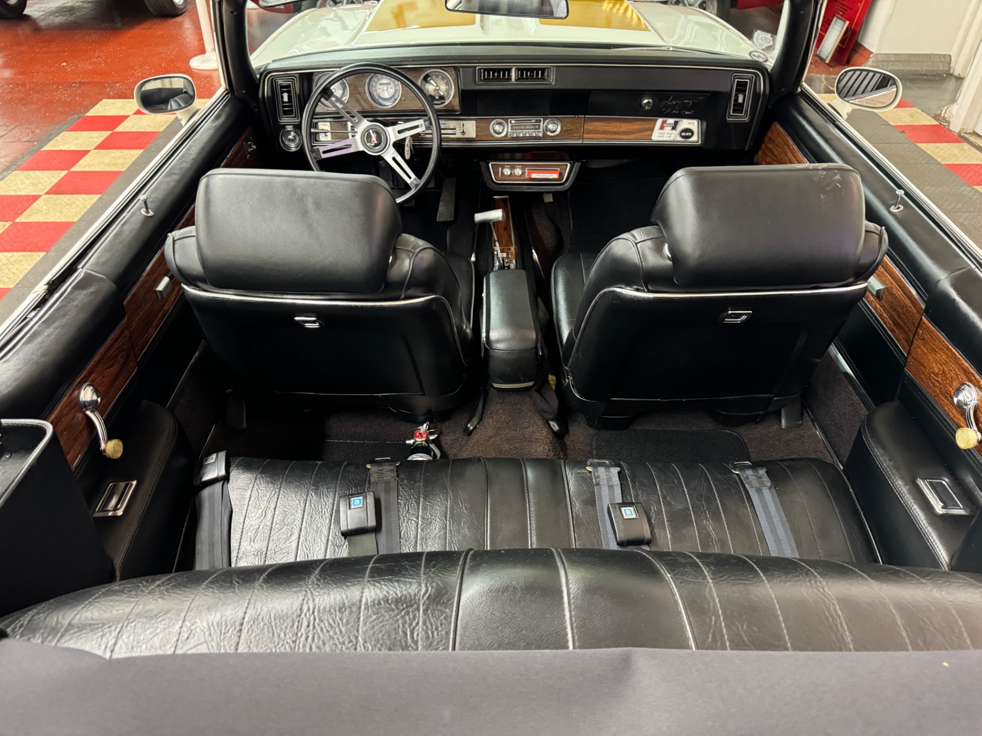 1972 Oldsmobile Cutlass 36