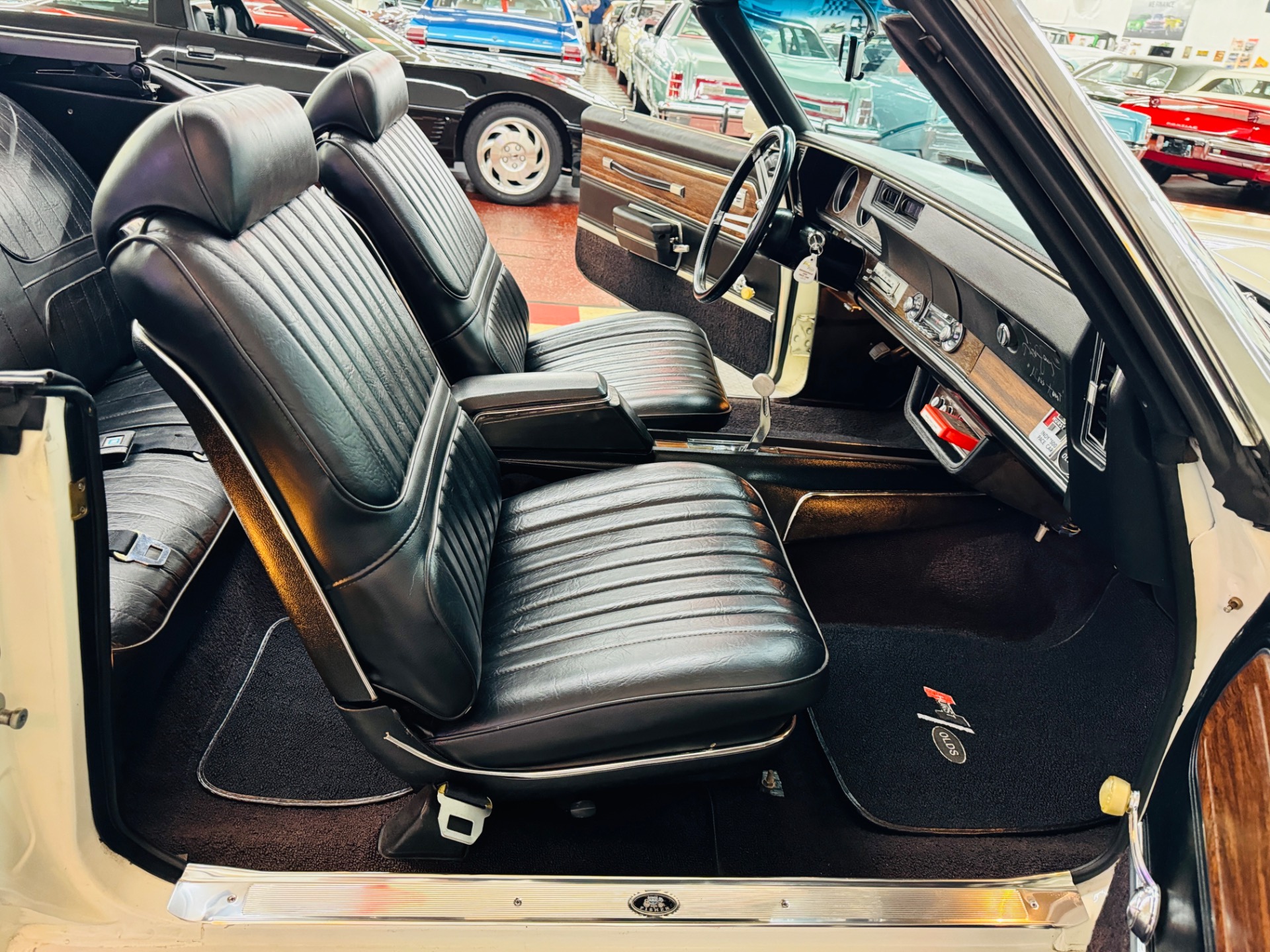 1972 Oldsmobile Cutlass 48