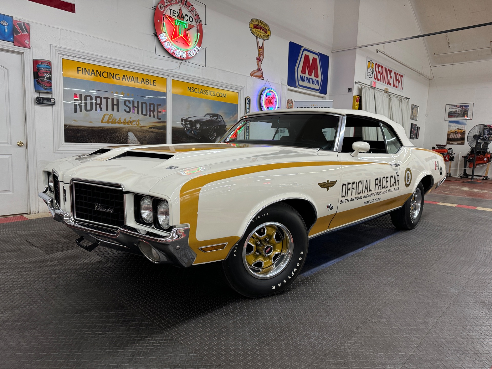 1972 Oldsmobile Cutlass 4