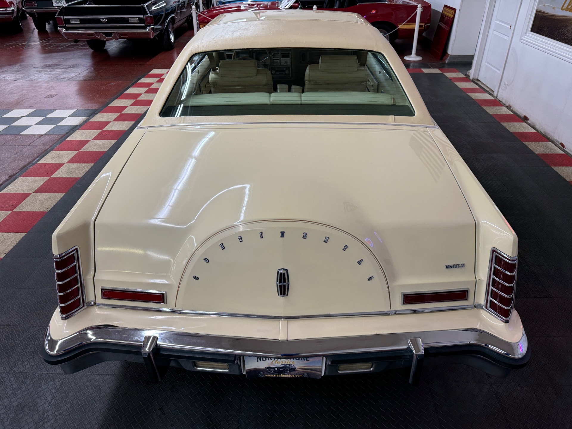Used 1979 Lincoln Mark V - VERY LOW MILES - CLEAN SOUTHERN CAR -SEE VIDEO | Mundelein, IL