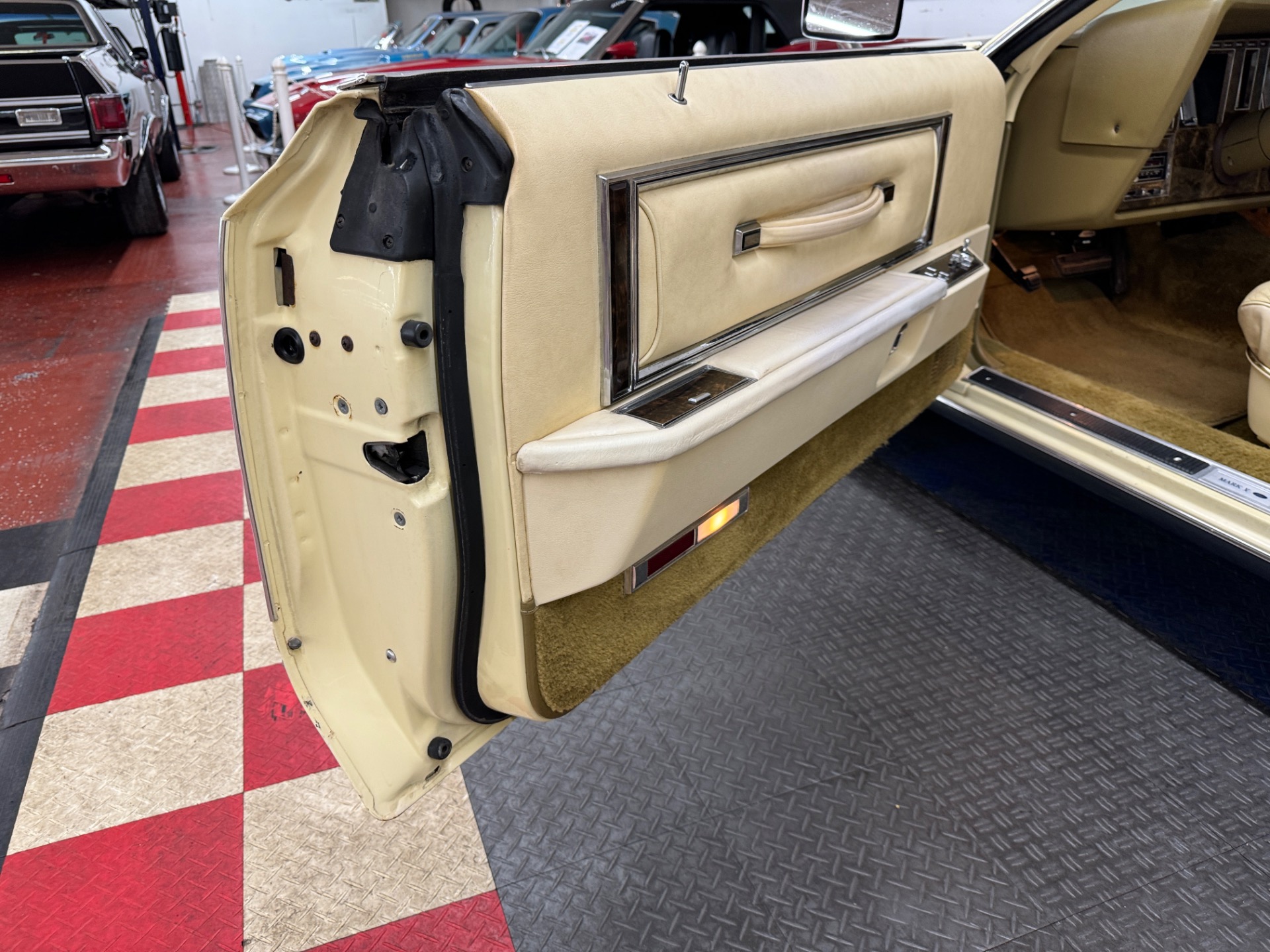 Used 1979 Lincoln Mark V - VERY LOW MILES - CLEAN SOUTHERN CAR -SEE VIDEO | Mundelein, IL