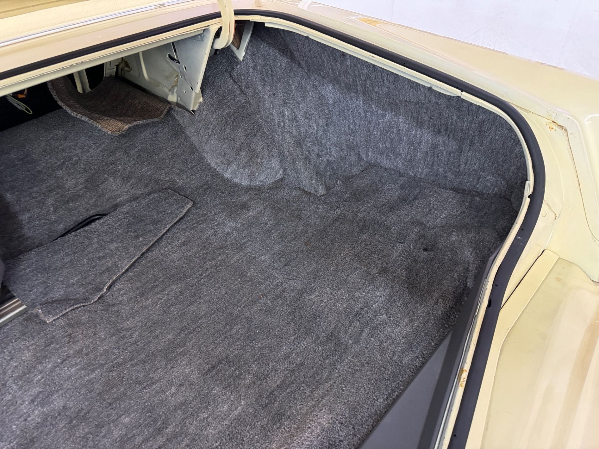 Used 1979 Lincoln Mark V - VERY LOW MILES - CLEAN SOUTHERN CAR -SEE VIDEO | Mundelein, IL