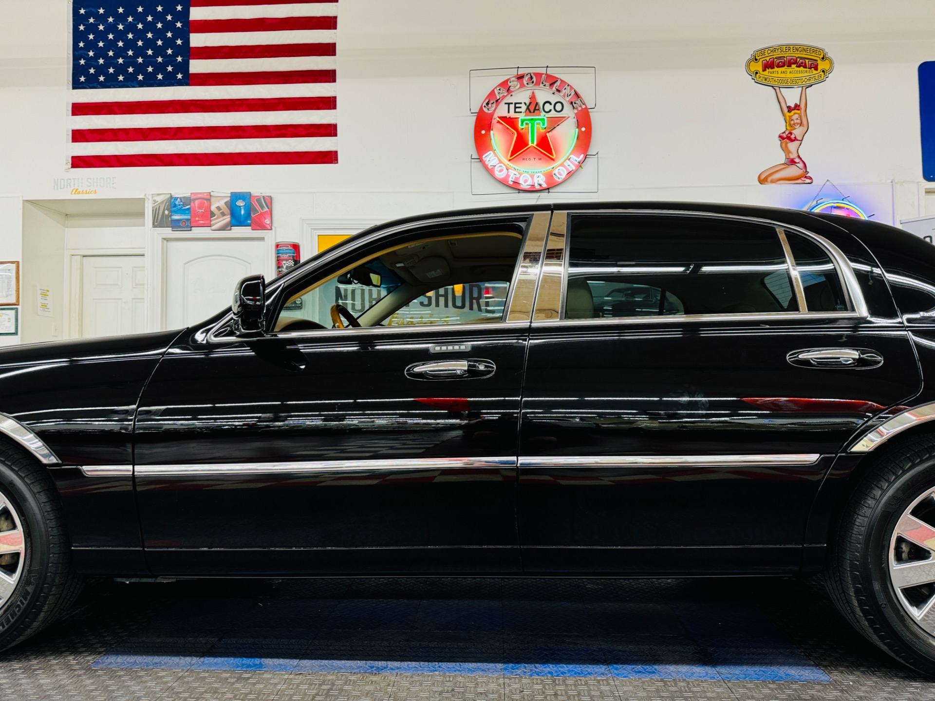 Used 2007 Lincoln Town Car - DESIGNER SERIES - LOADED LUXURY SEDAN -SEE VIDEO | Mundelein, IL