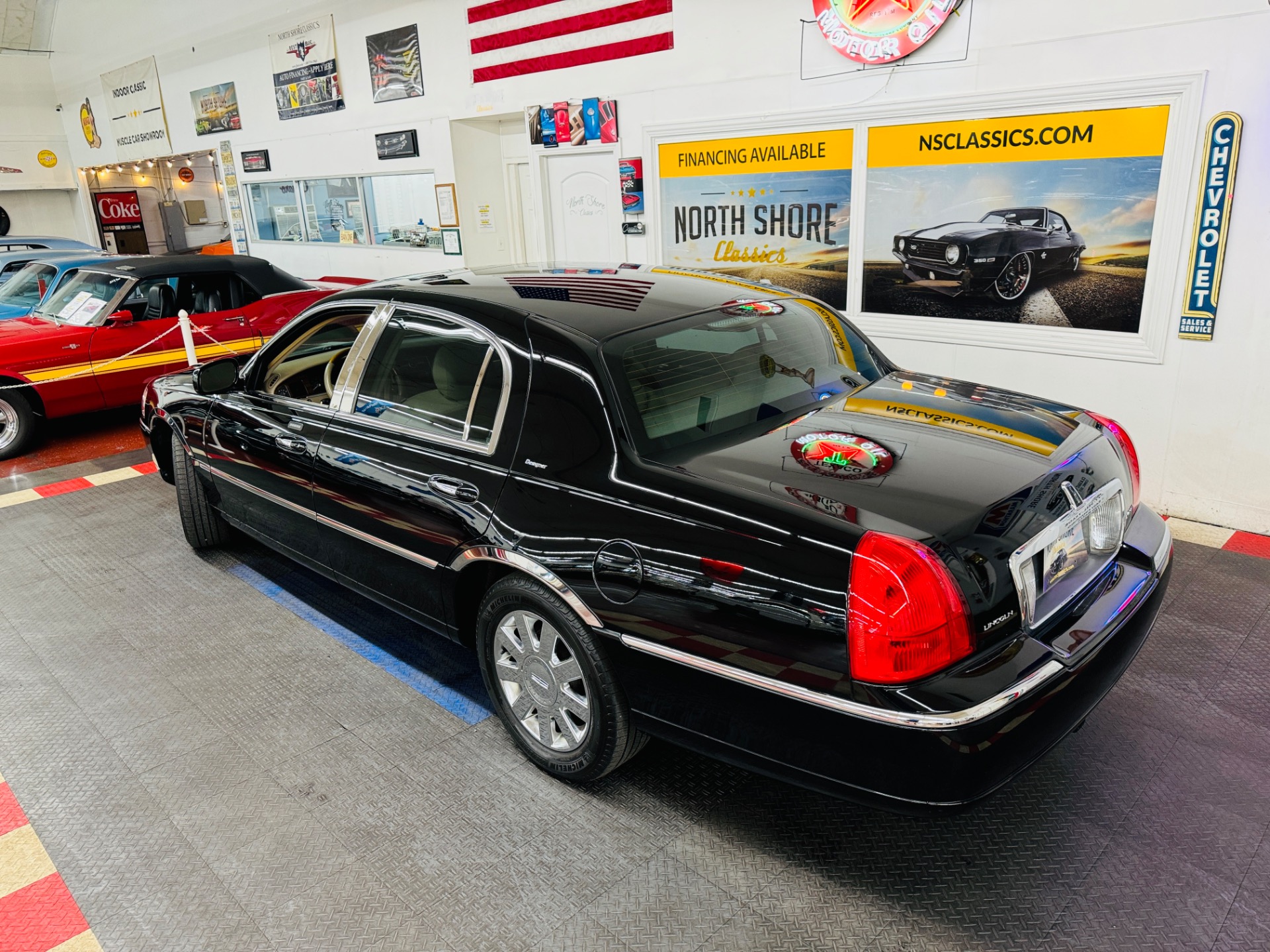 Used 2007 Lincoln Town Car - DESIGNER SERIES - LOADED LUXURY SEDAN -SEE VIDEO | Mundelein, IL
