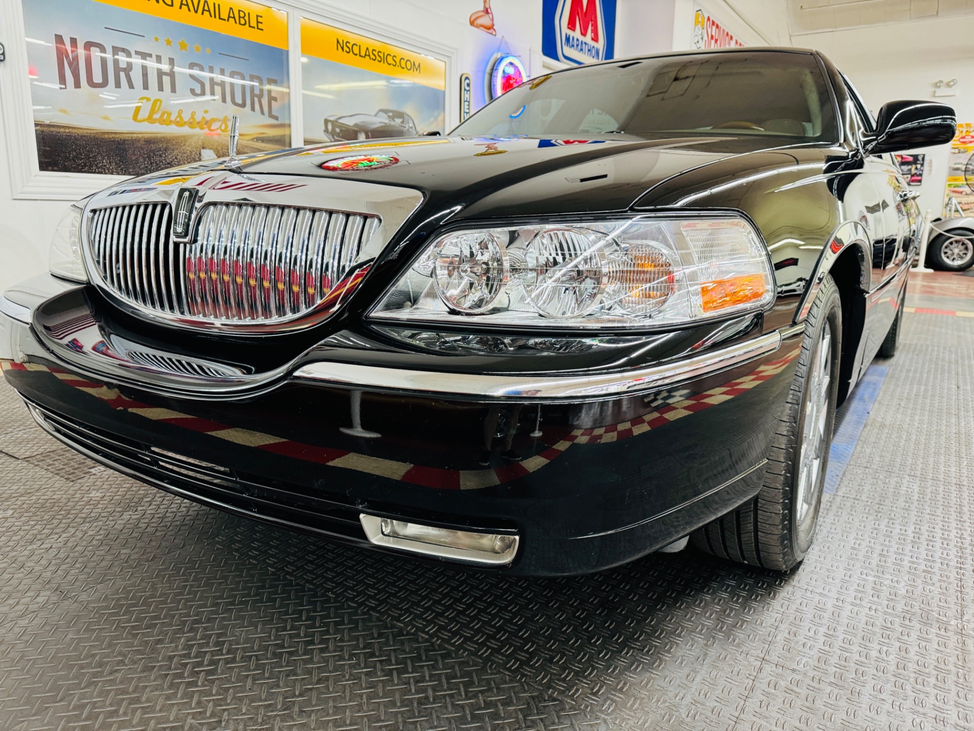 Used 2007 Lincoln Town Car - DESIGNER SERIES - LOADED LUXURY SEDAN -SEE VIDEO | Mundelein, IL