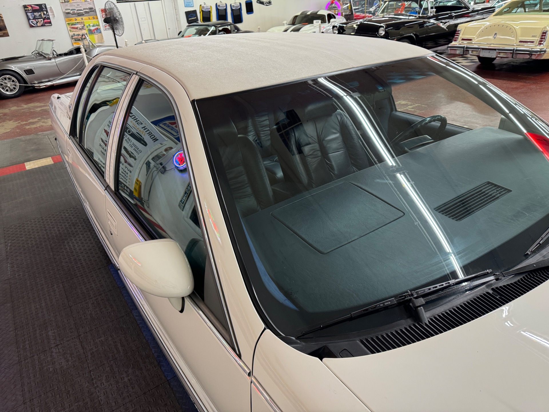 Used 1993 Cadillac Fleetwood - BROUGHAM - LOW ORIGINAL MILES -SEE VIDEO | Mundelein, IL
